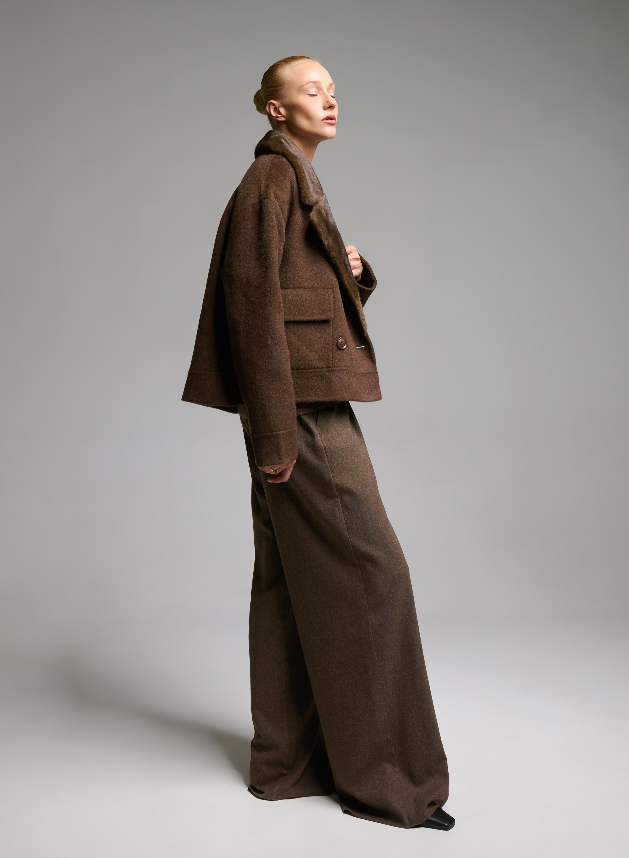 Chocolate Overcoat with eco Fur lapels Alessia Massimo - 6