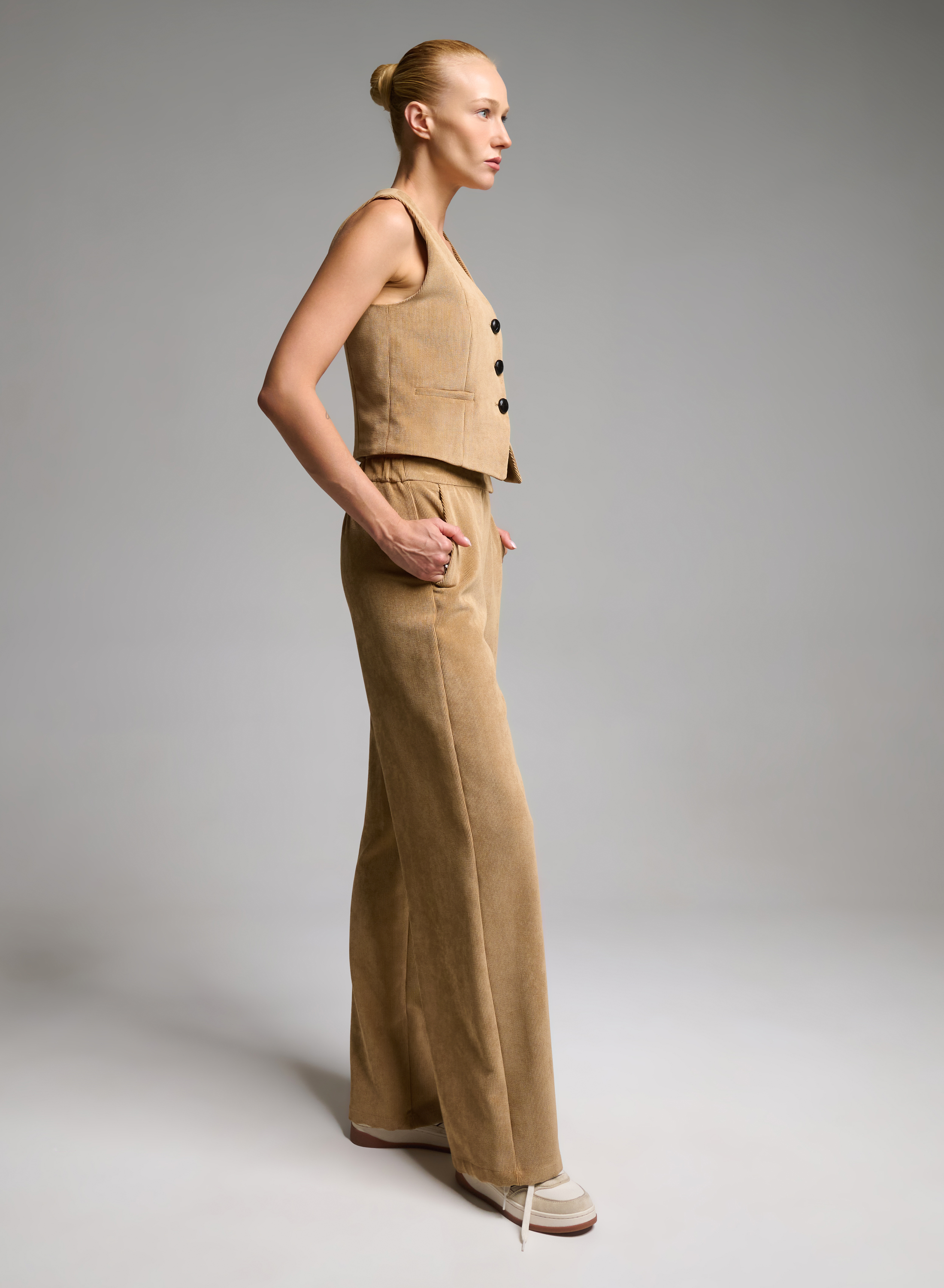 Camel straight fit corduroy Trousers Emme Marella - 3