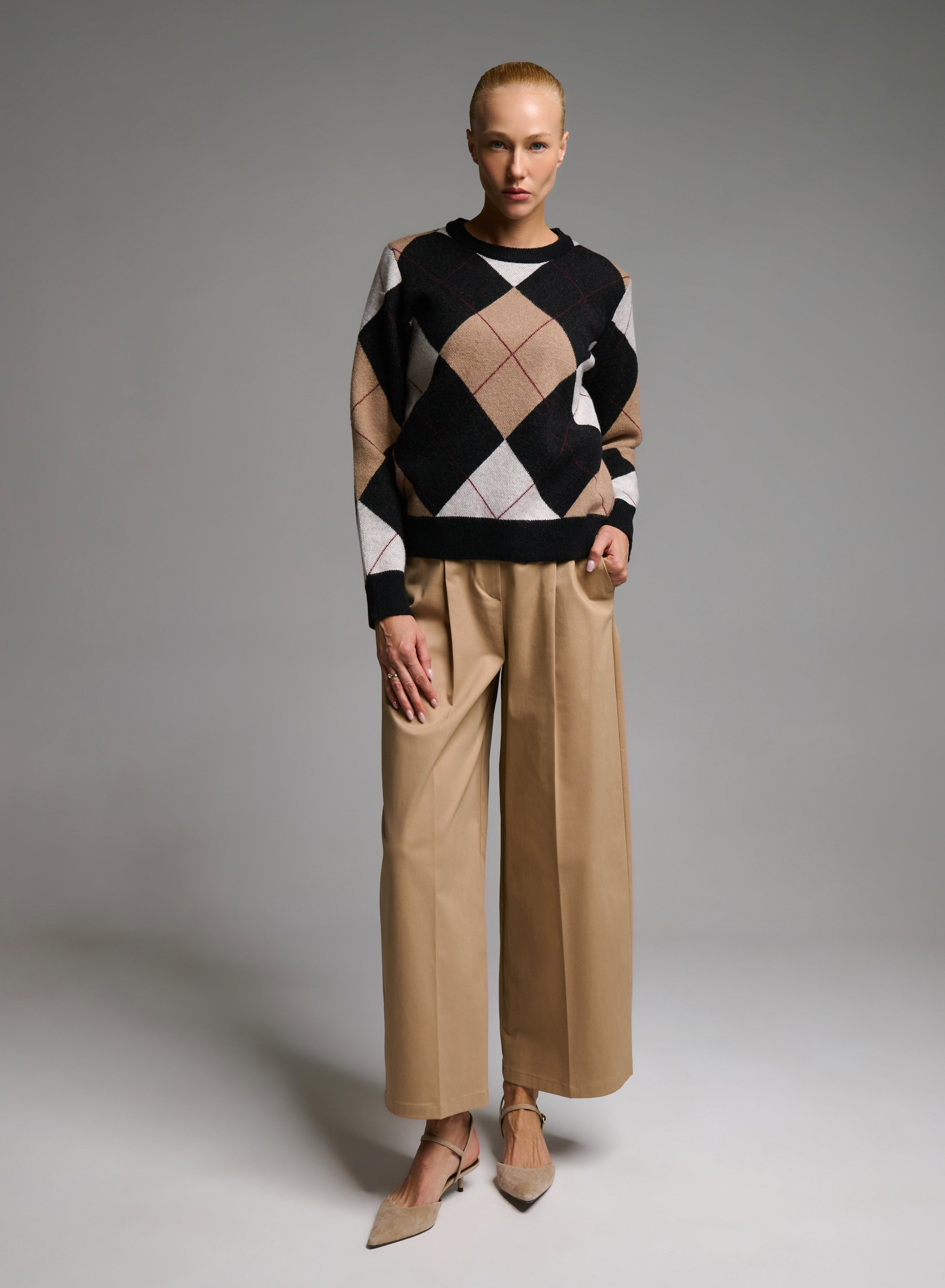 Camel-Ecru-Black diamond pattern knitted Blouse Cozy - 2