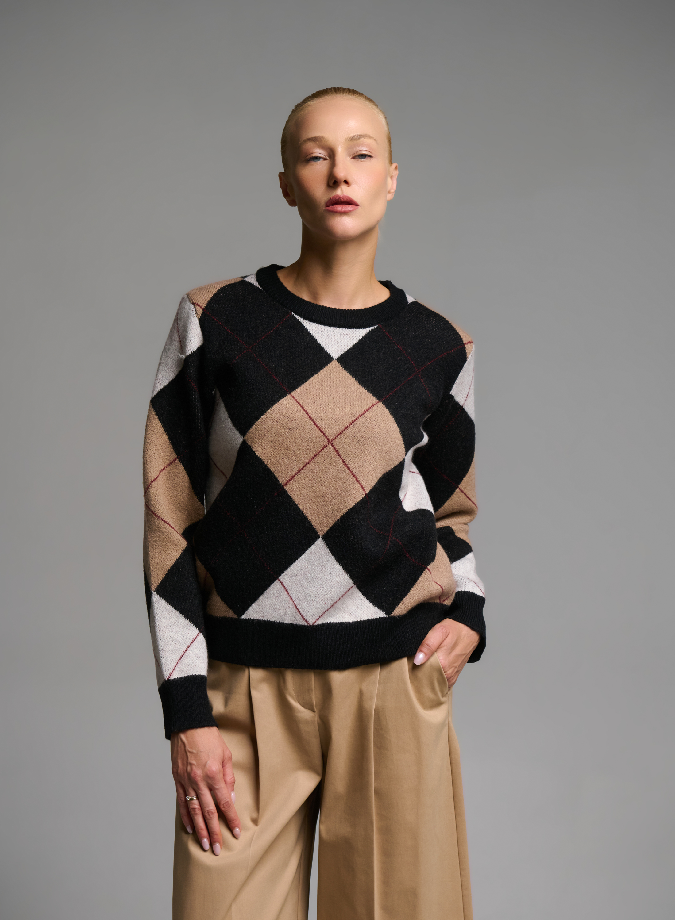 Camel-Ecru-Black diamond pattern knitted Blouse Cozy - 3