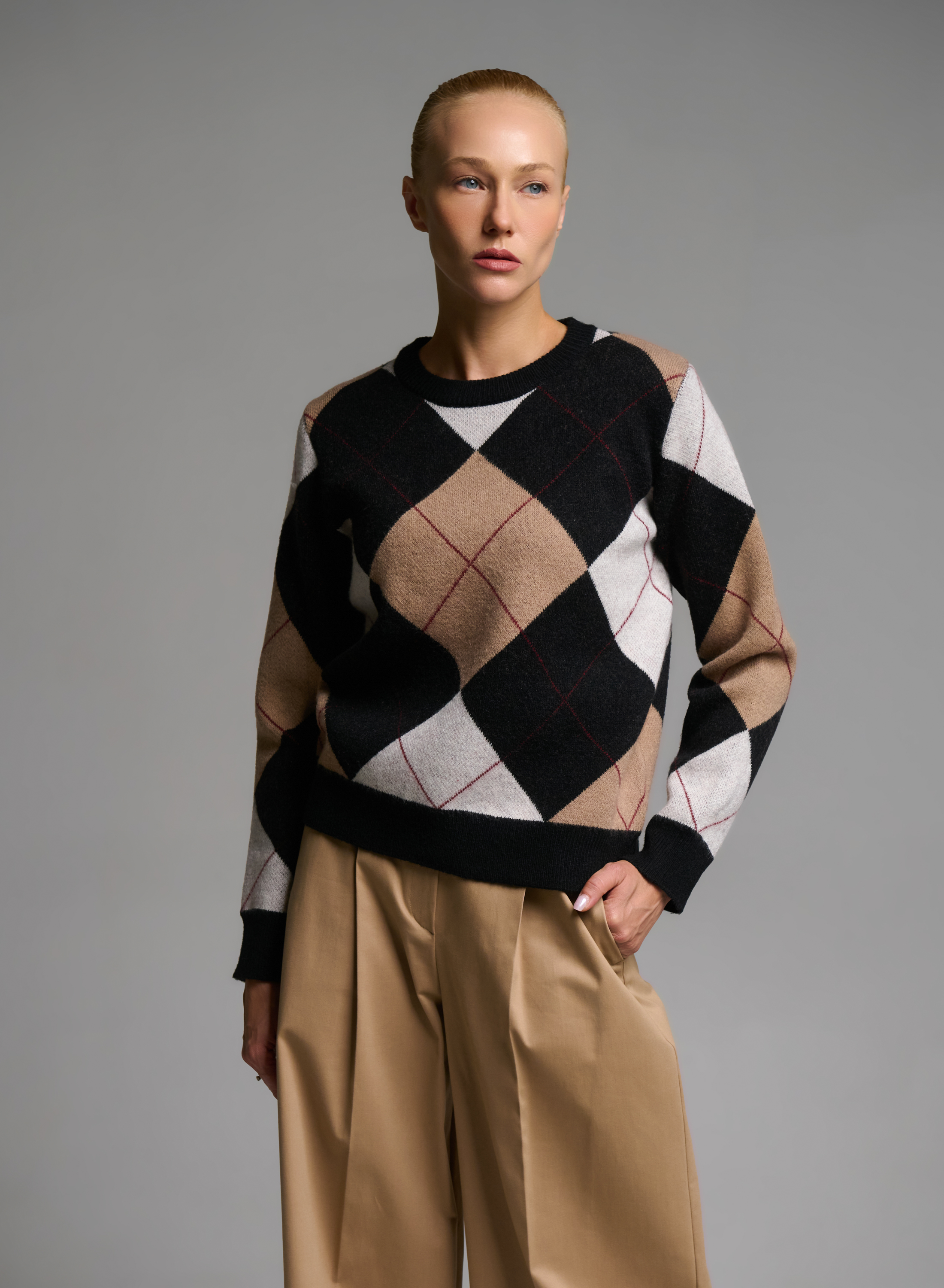 Camel-Ecru-Black diamond pattern knitted Blouse Cozy - 0