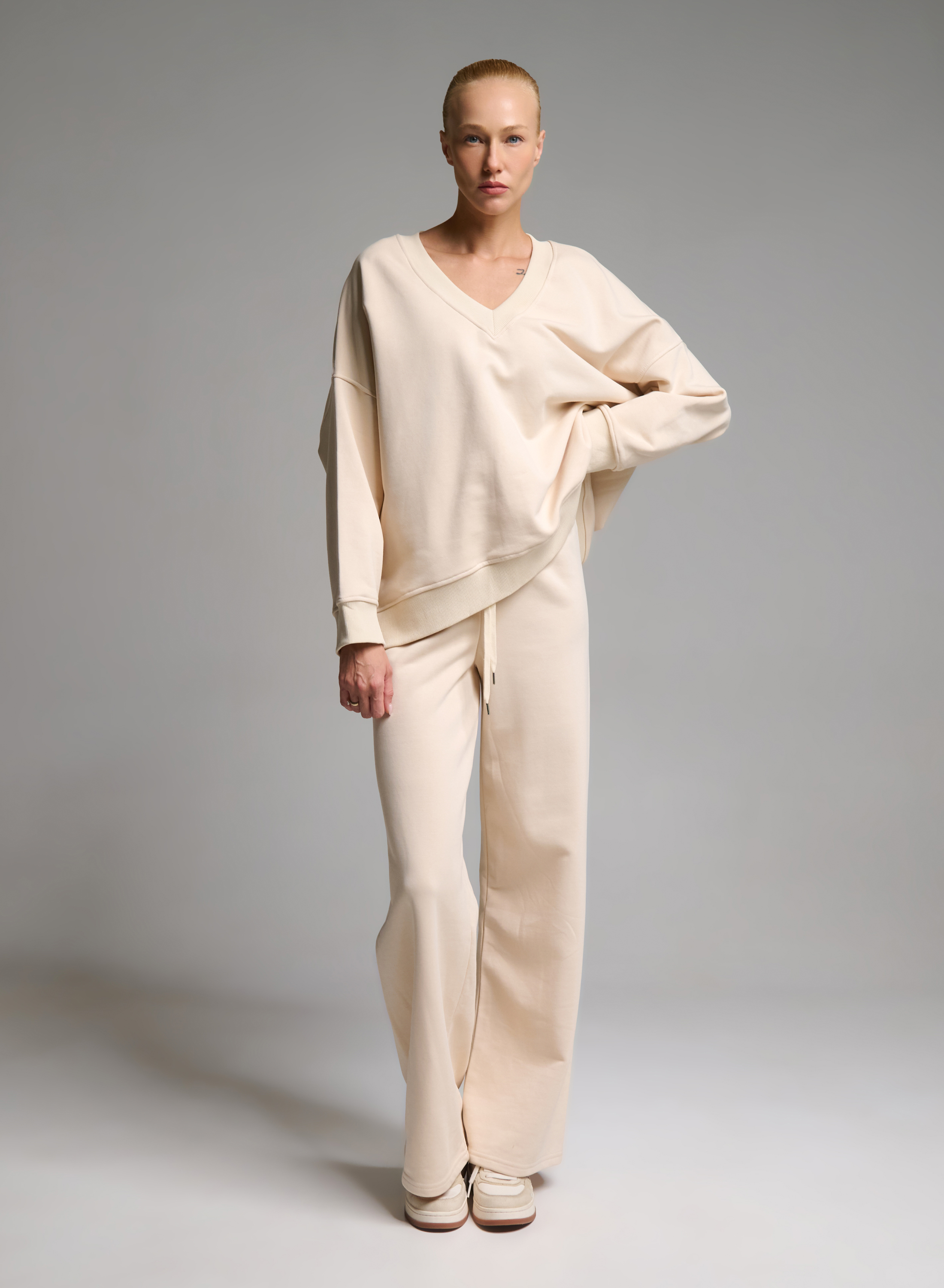 Cream straight fit Sweatpants with elasticated waistband with drawstring Vicolo - 0