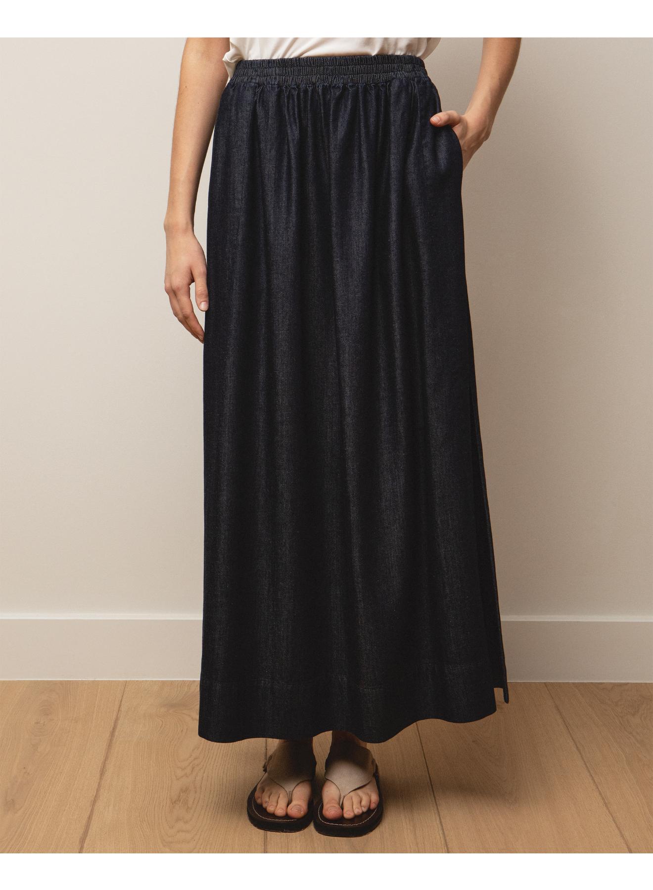 Dark Blue denim Skirt with pockets and with side slits Milla  - 2