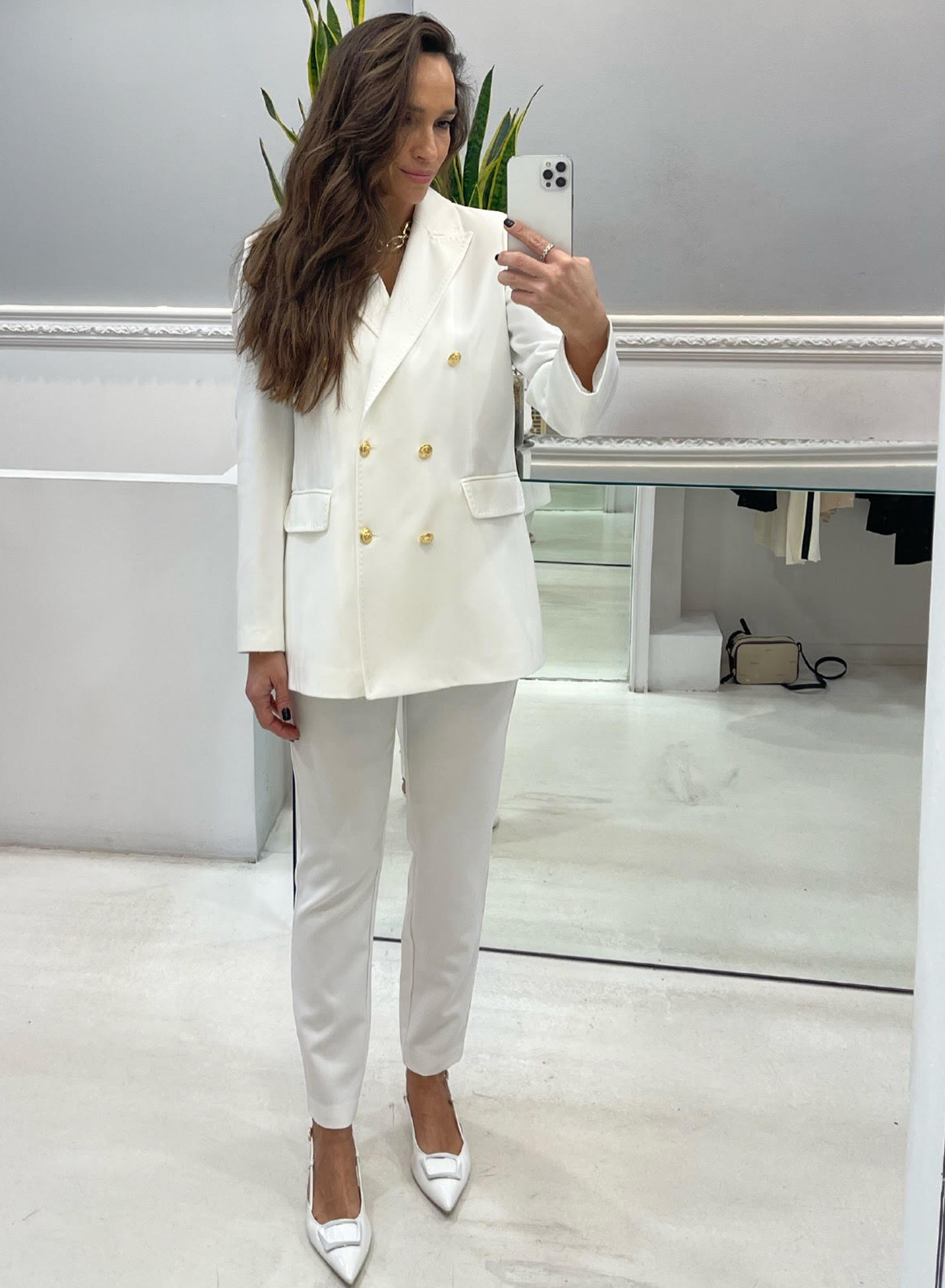 Double breasted blazer with gold buttons - 1