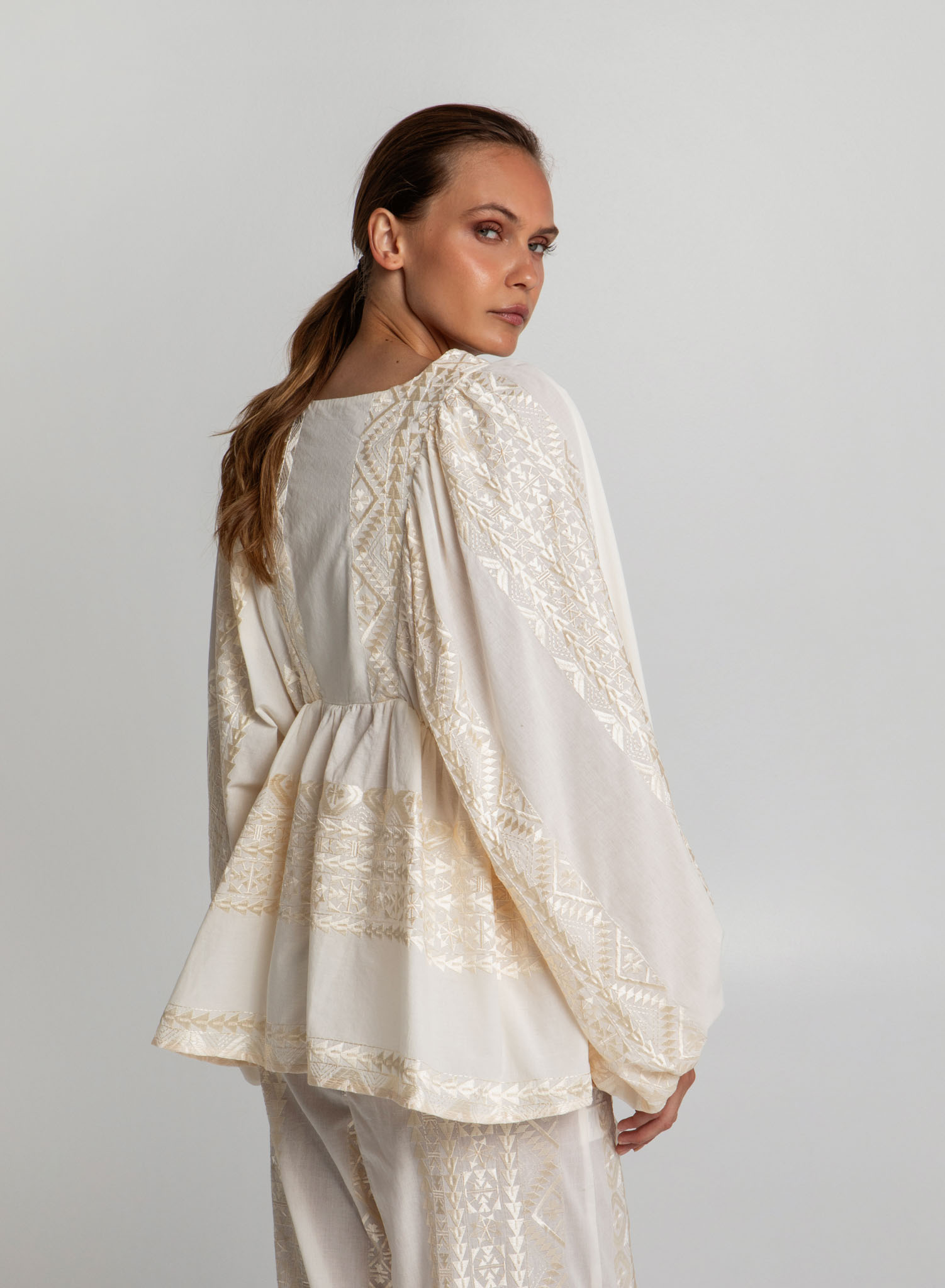 Natural-Champagne Classic Triangle Blouse with long ballon sleeves Greek Archaic Kori - 3