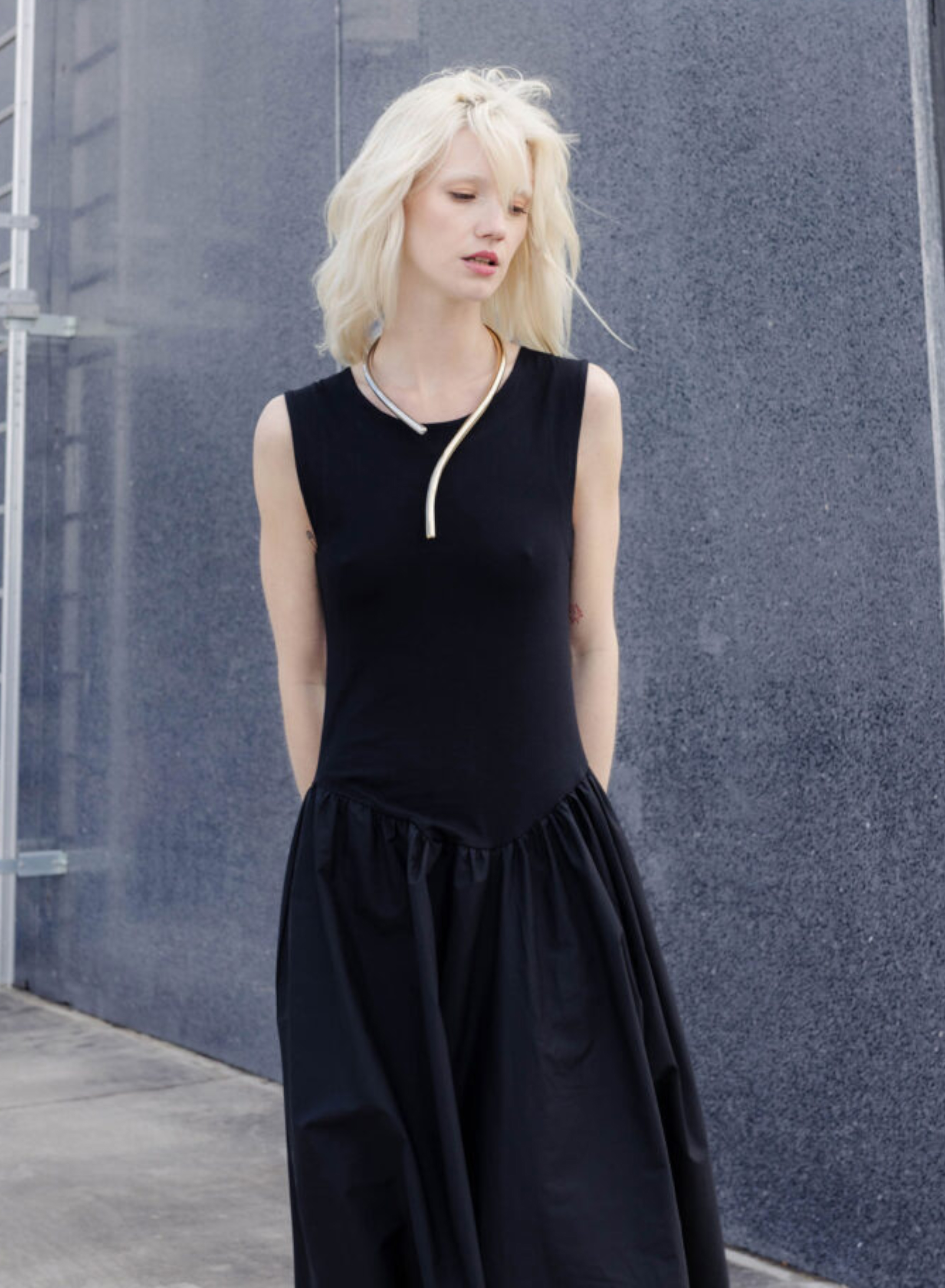 Black sleeveless Dress with two different fabrics Tensione In - 2