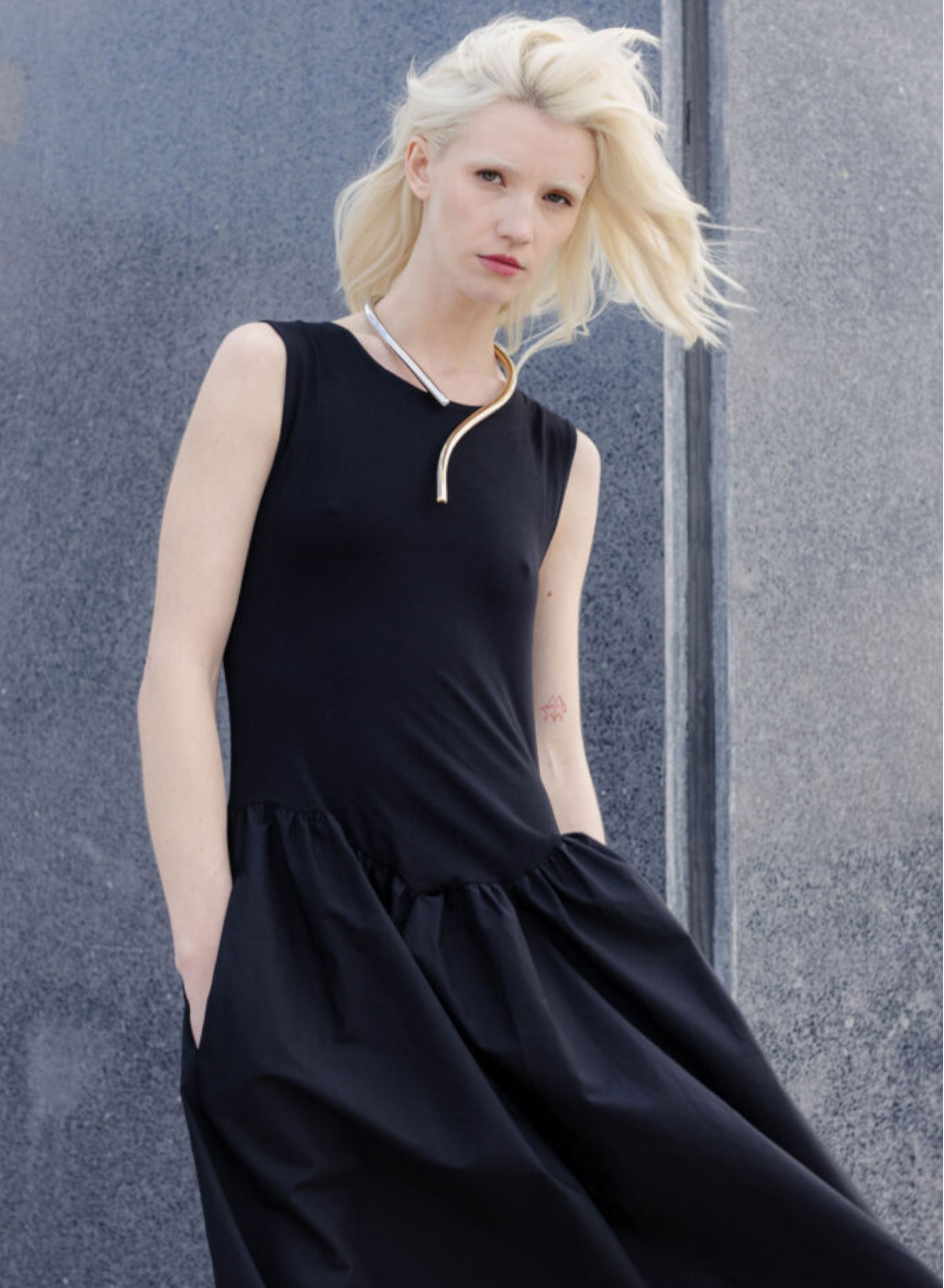 Black sleeveless Dress with two different fabrics Tensione In - 3