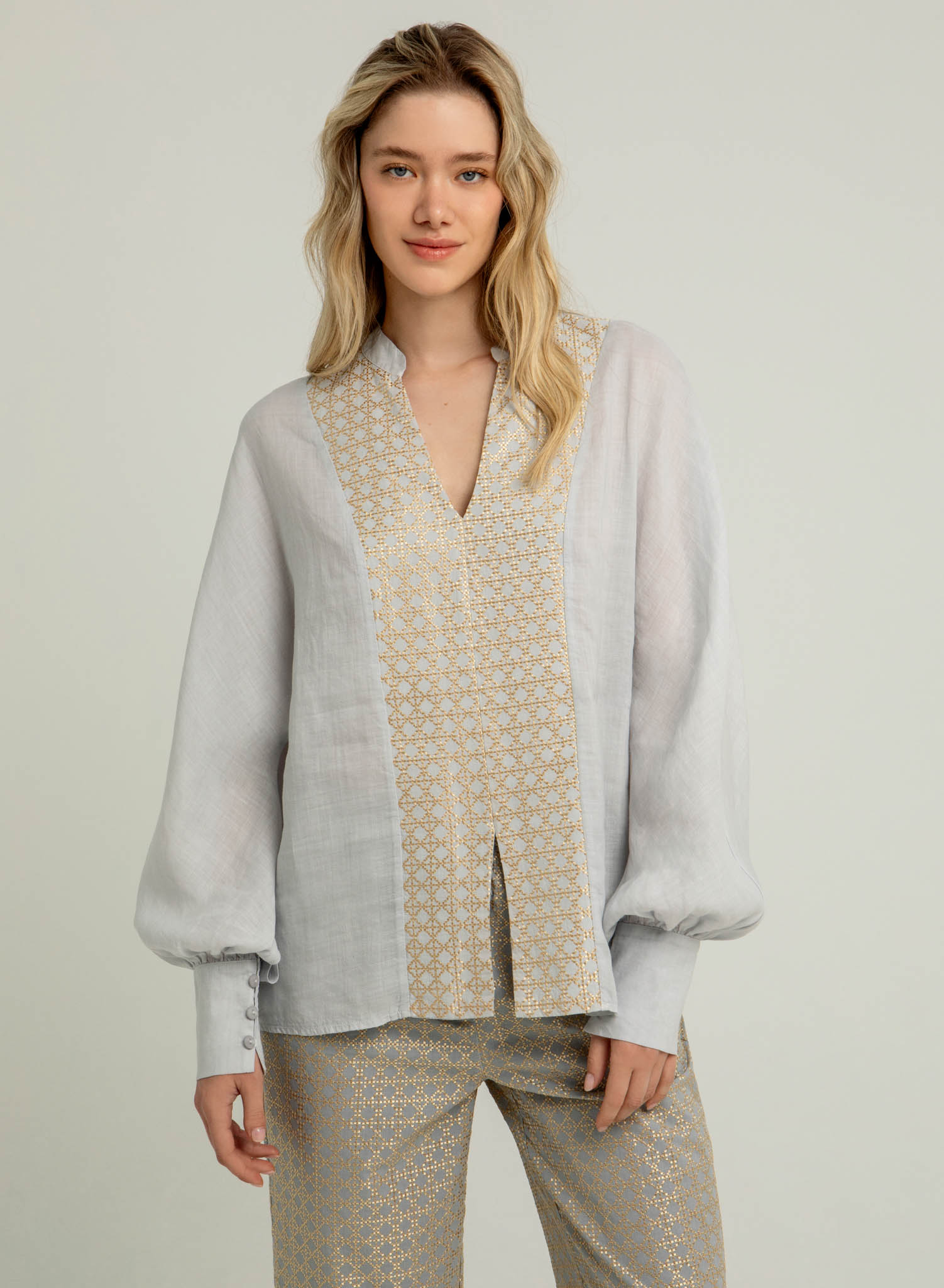 Light Grey-Gold Cross Blouse with long sleeves and with V neckline Greek Archaic Kori - 0