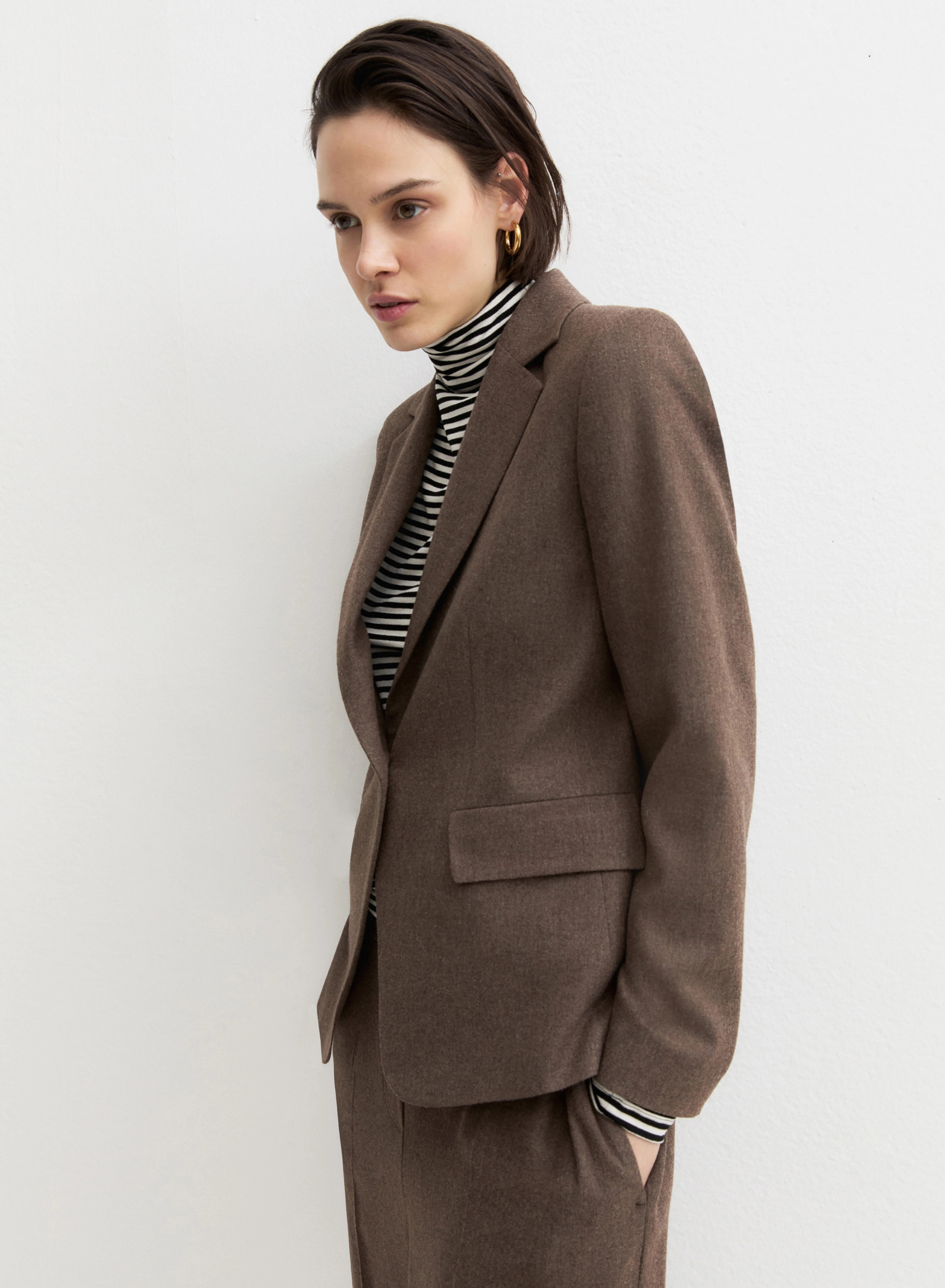 Taupe single buttoned Jacket Emme Marella - 2