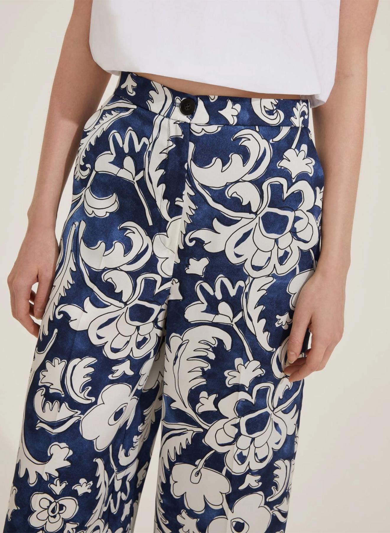 Navy Blue-Ecru patterned twill cropped Trousers Emme Marella - 4