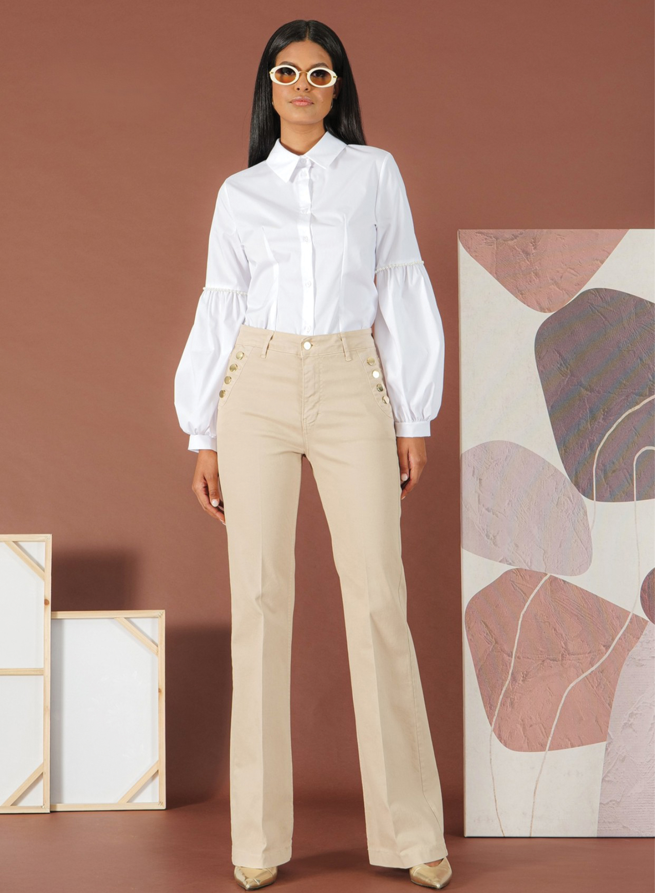 White slim fit Shirt with balloon sleeves with decorative pearls R.R. - 0