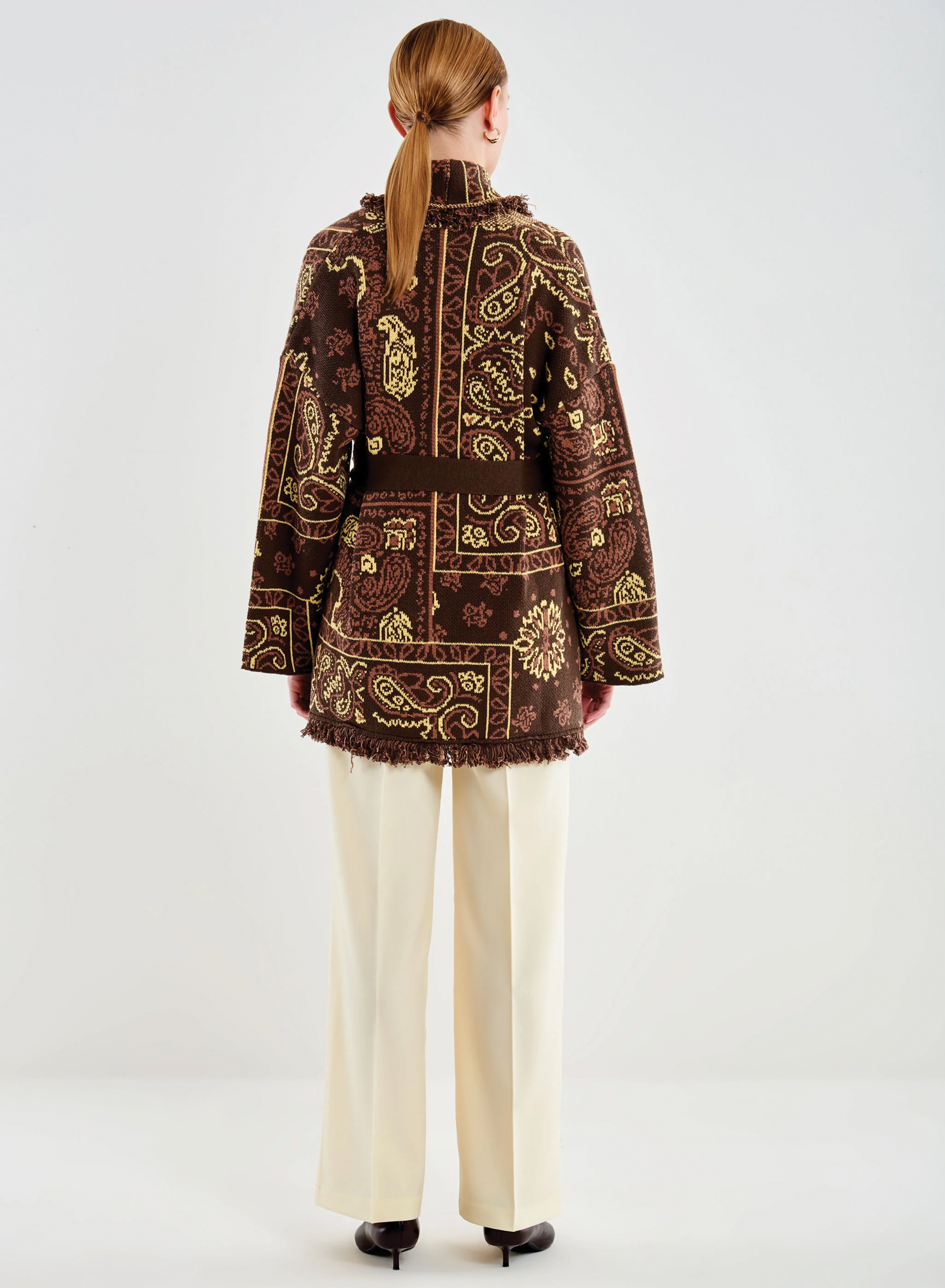 Σοκολά ζακάρ Ζακέτα με ξέφτια και με ζώνη Vicolo - 2