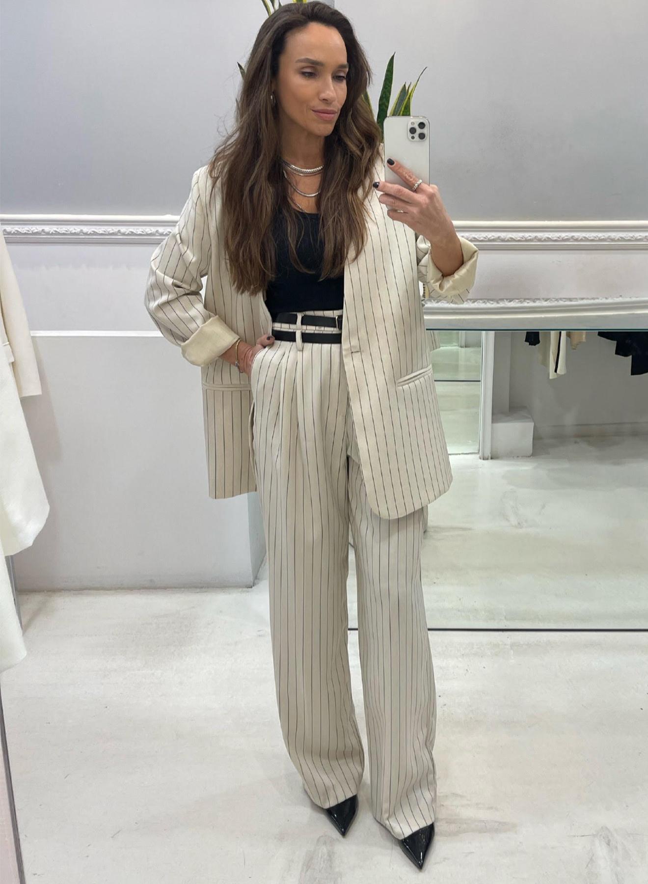 Pinstriped Blazer without lapels - 2
