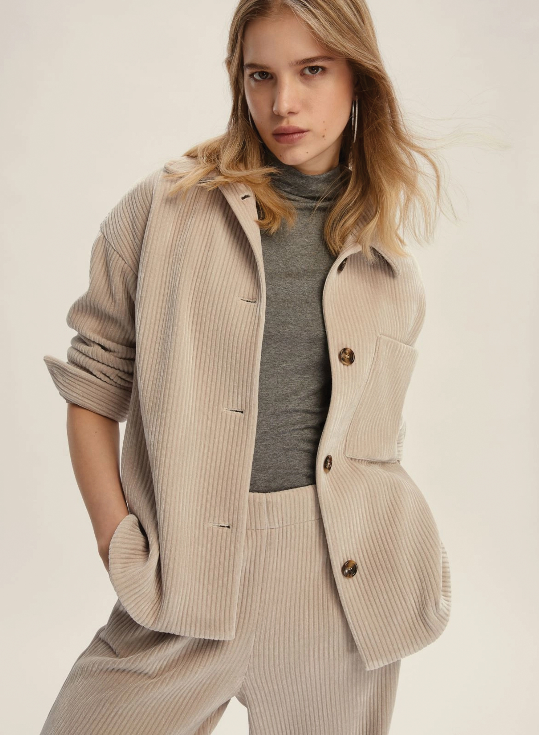 Off White Πουκάμισο κοτλέ σε ίσια γραμμή Emme Marella - 2