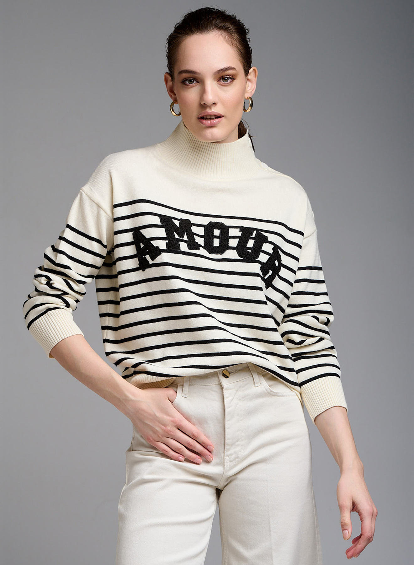 Sweater with stripes - 1