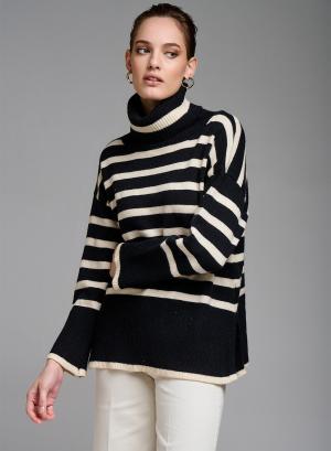 Turtleneck sweater with stripes - 12620