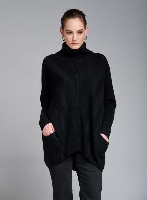 Oversized turtleneck sweater with textured details and pockets - 12678