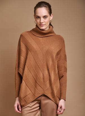 Oversized turtleneck sweater with textured details and pockets - 13681