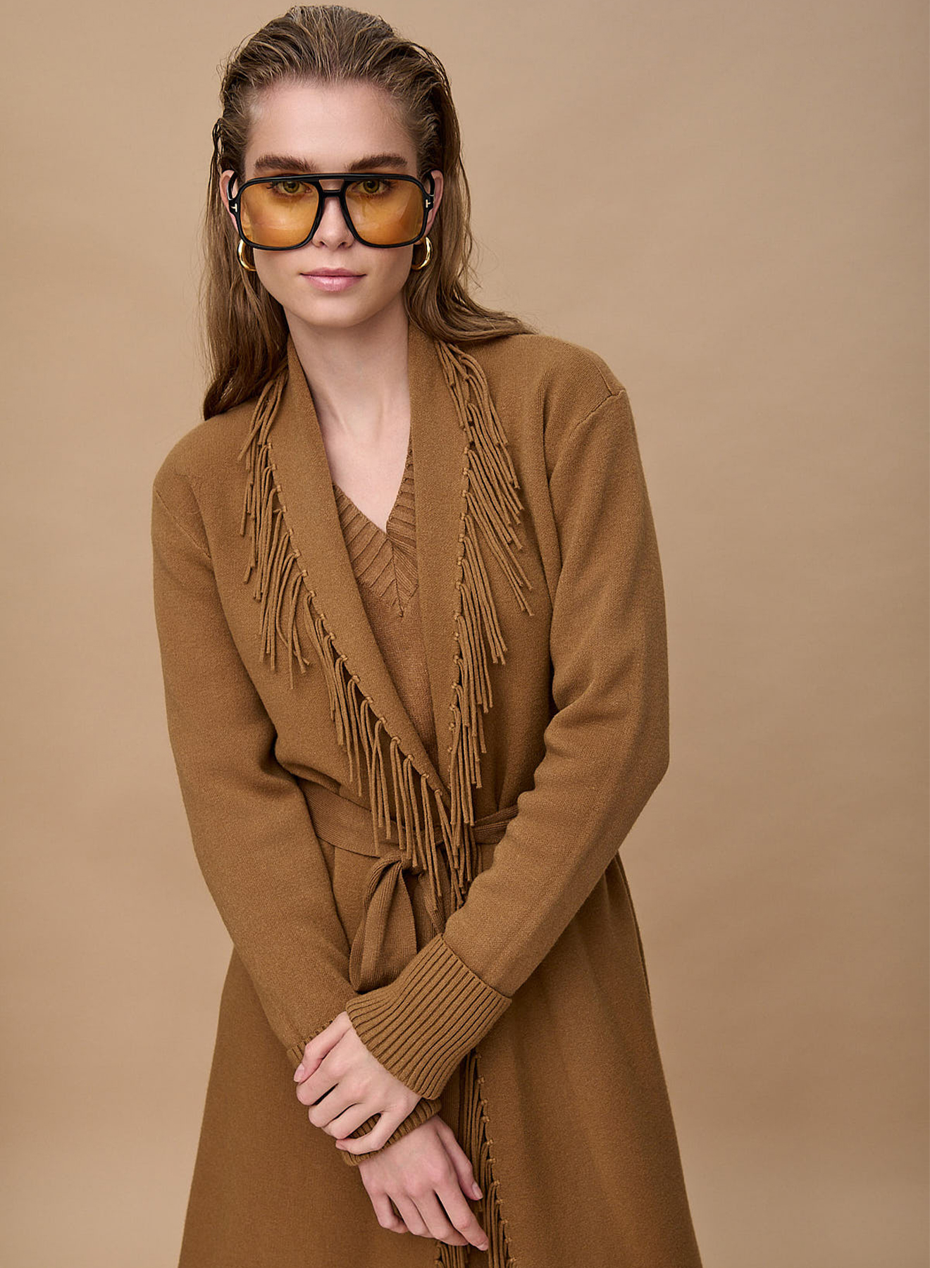  Knitted midi cardigan with belt and fringe - 3