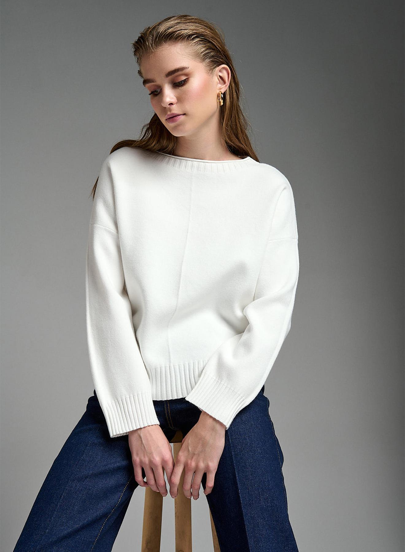 Round neck sweater - 1