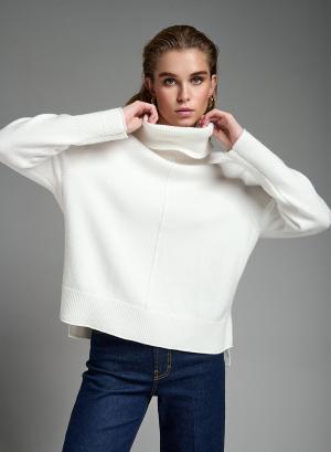 Turtleneck sweater - 11426