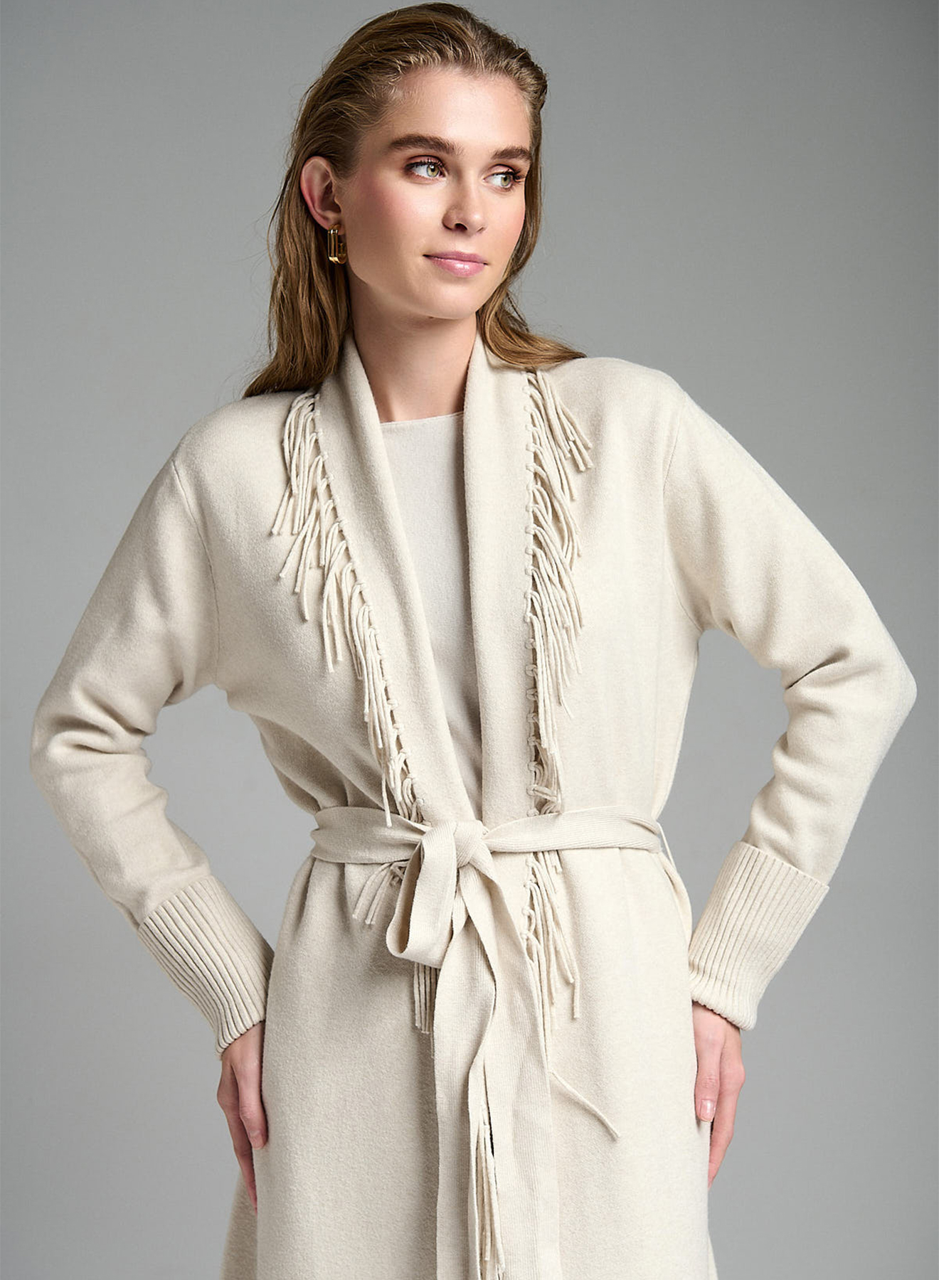 Knitted midi cardigan with belt and fringe - 1