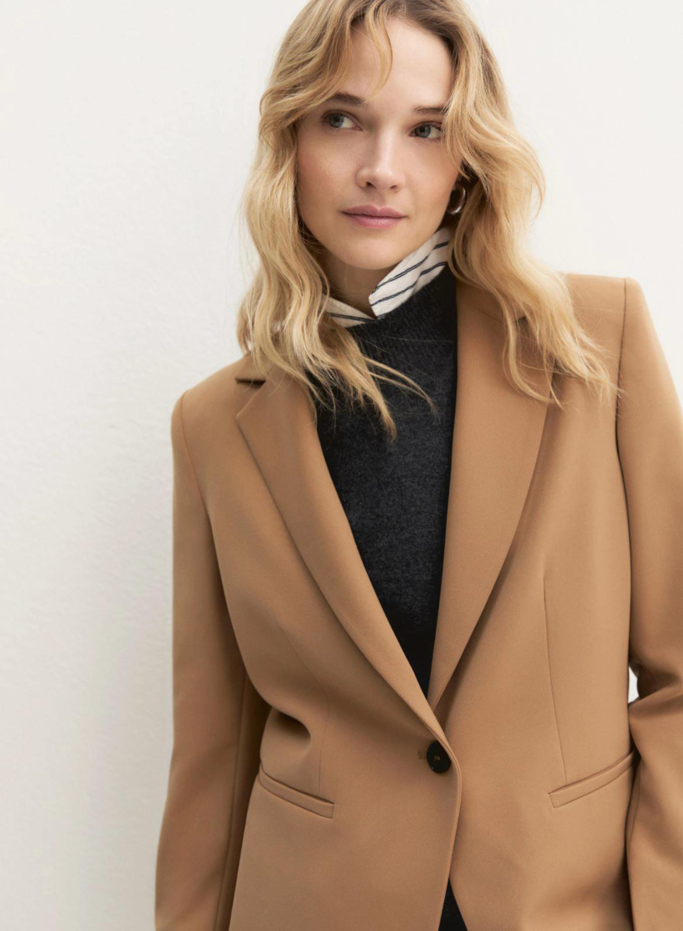 Camel single buttoned Jacket Emme Marella - 2