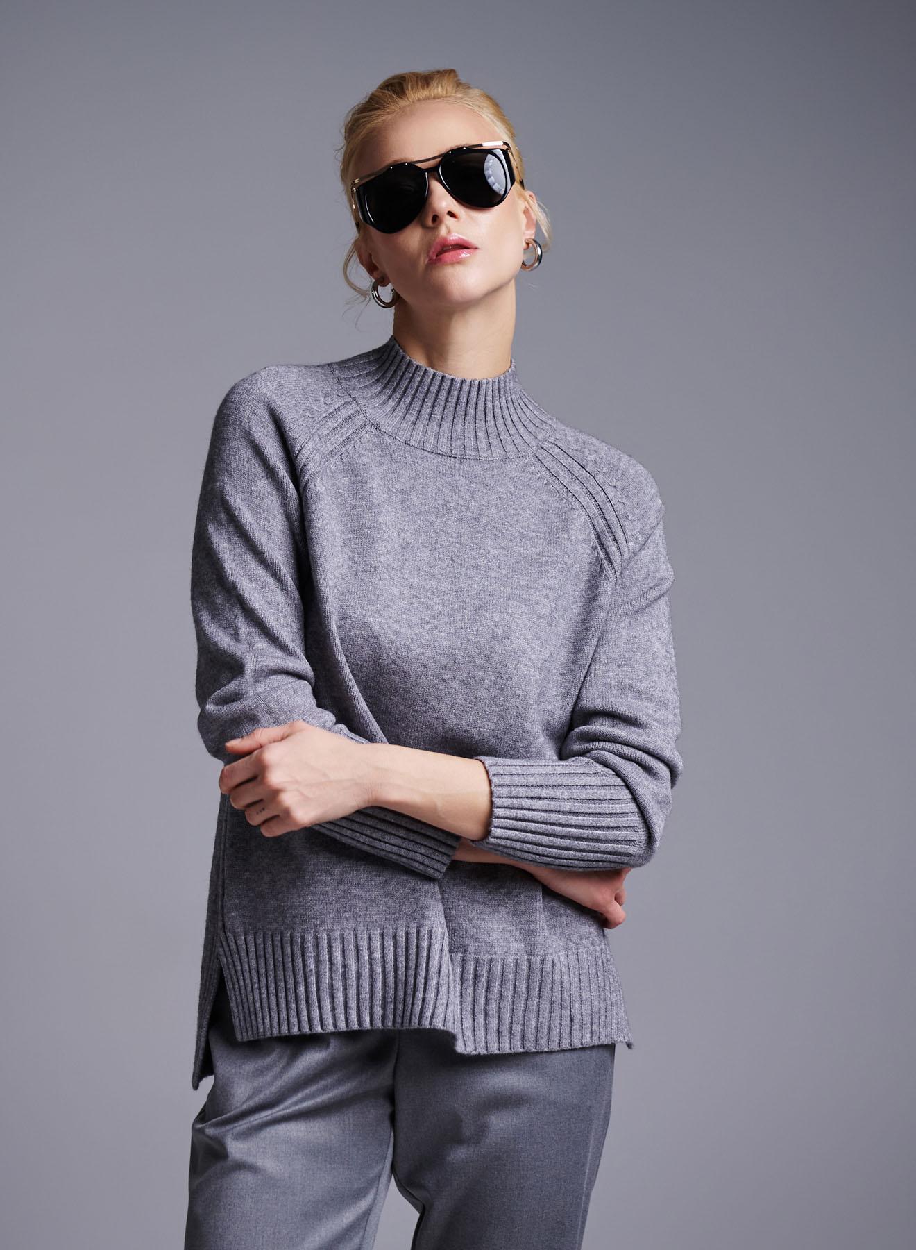 Grey half-turtleneck Sweater with side slits Lablume - 3