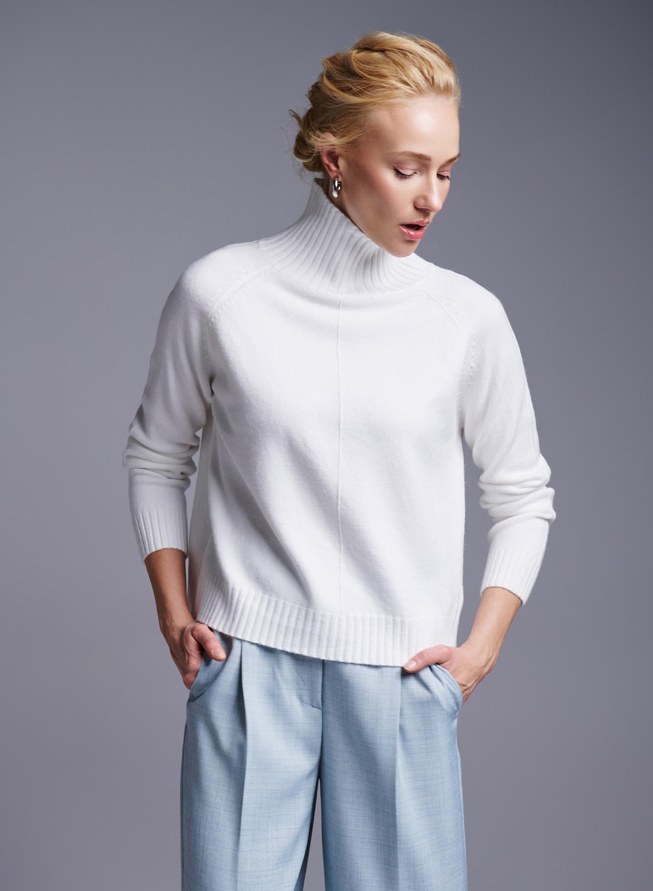 White turtleneck Sweater Luxe - 2