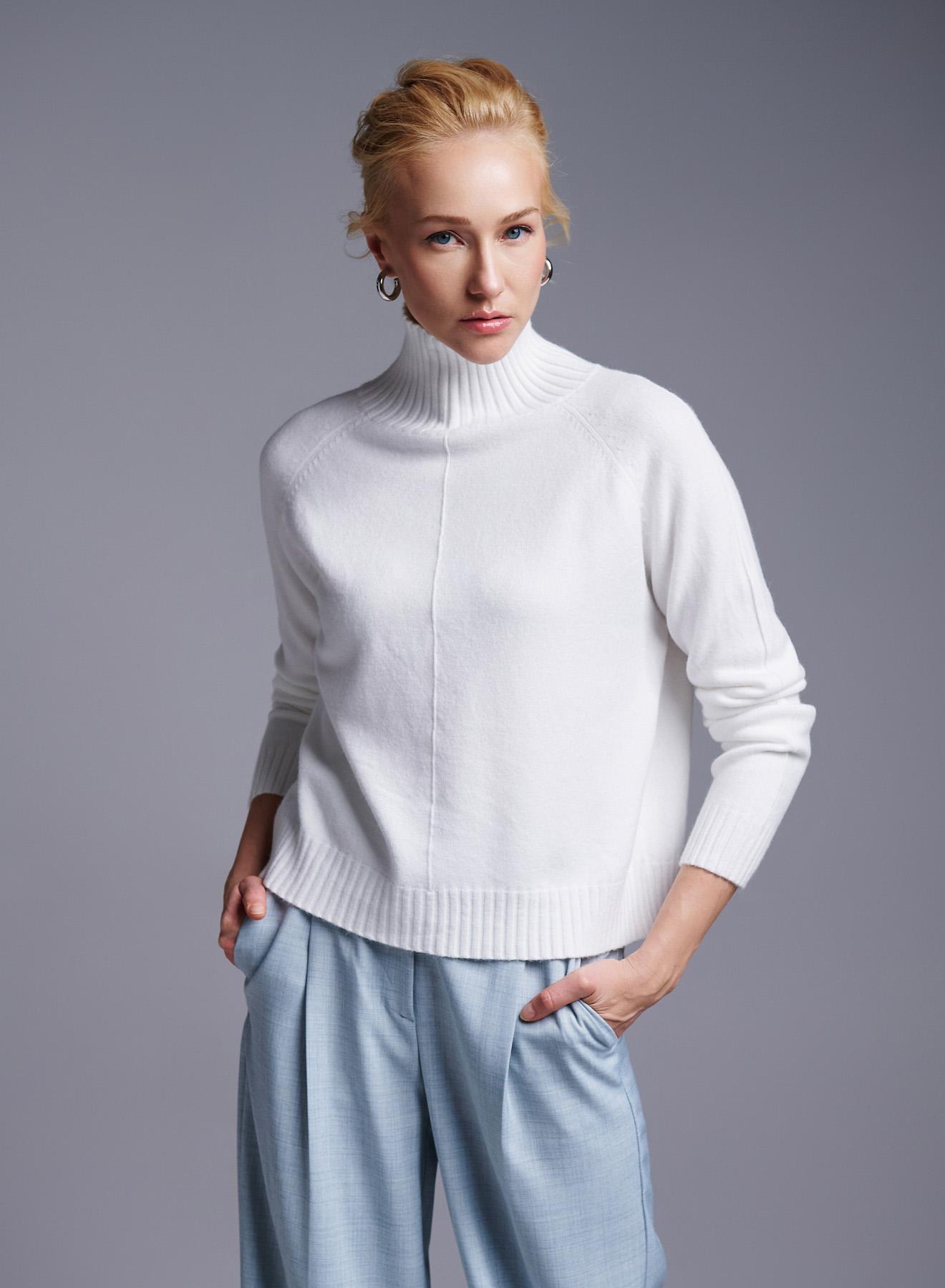 White turtleneck Sweater Luxe - 3