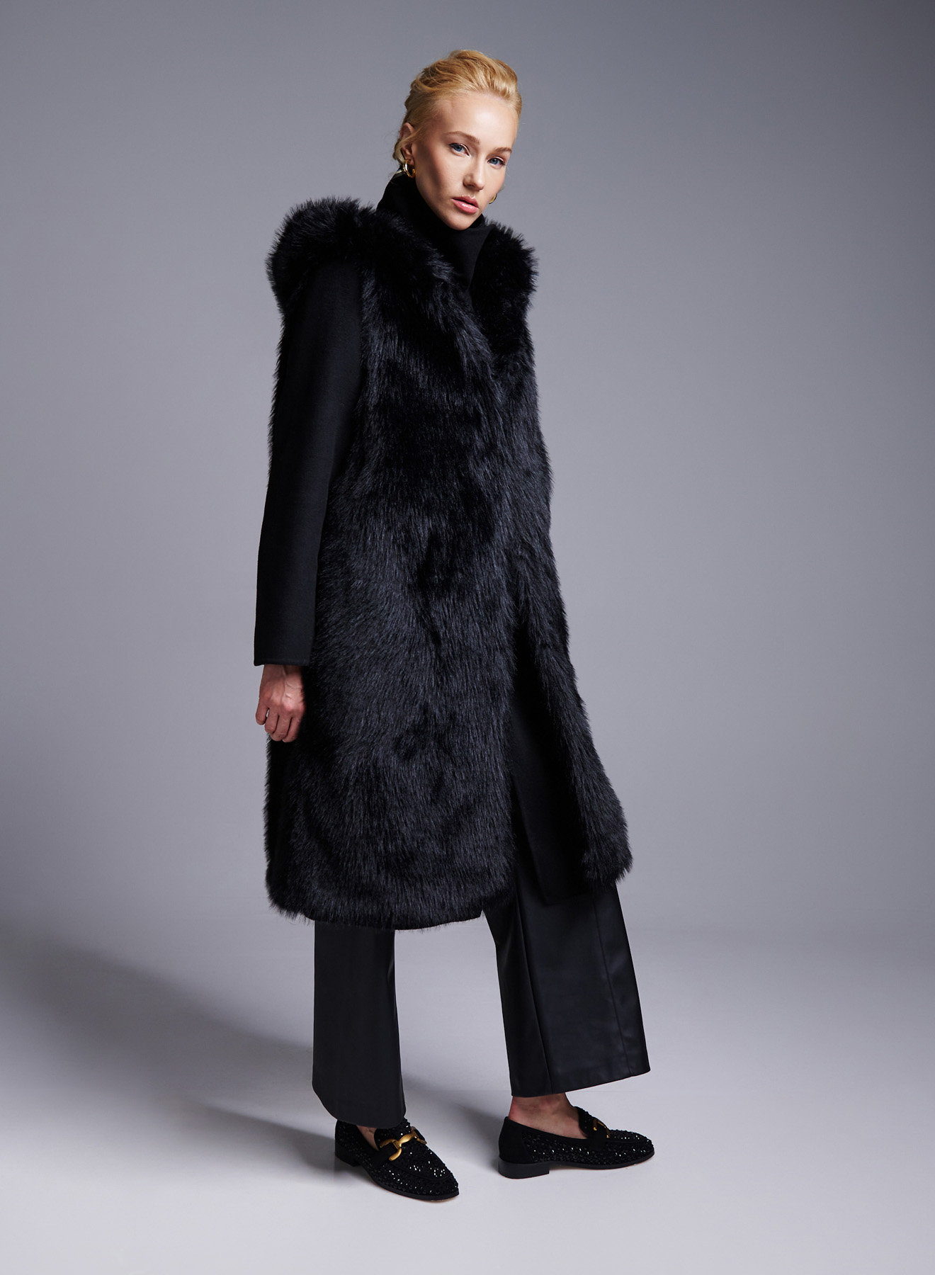 Black Coat with detachable eco fur Vest Vicolo - 4