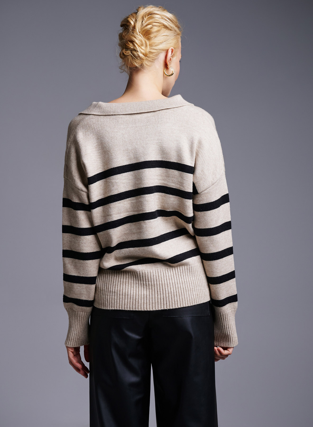 Beige-Black striped Sweater with lapel and V neckline Melody - 3