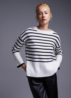 White-Black Sweater with round neckline and stripes Jean Luis Francoise - 38480