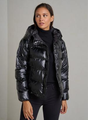 Hooded puffer jacket with removable sleeves - 10080