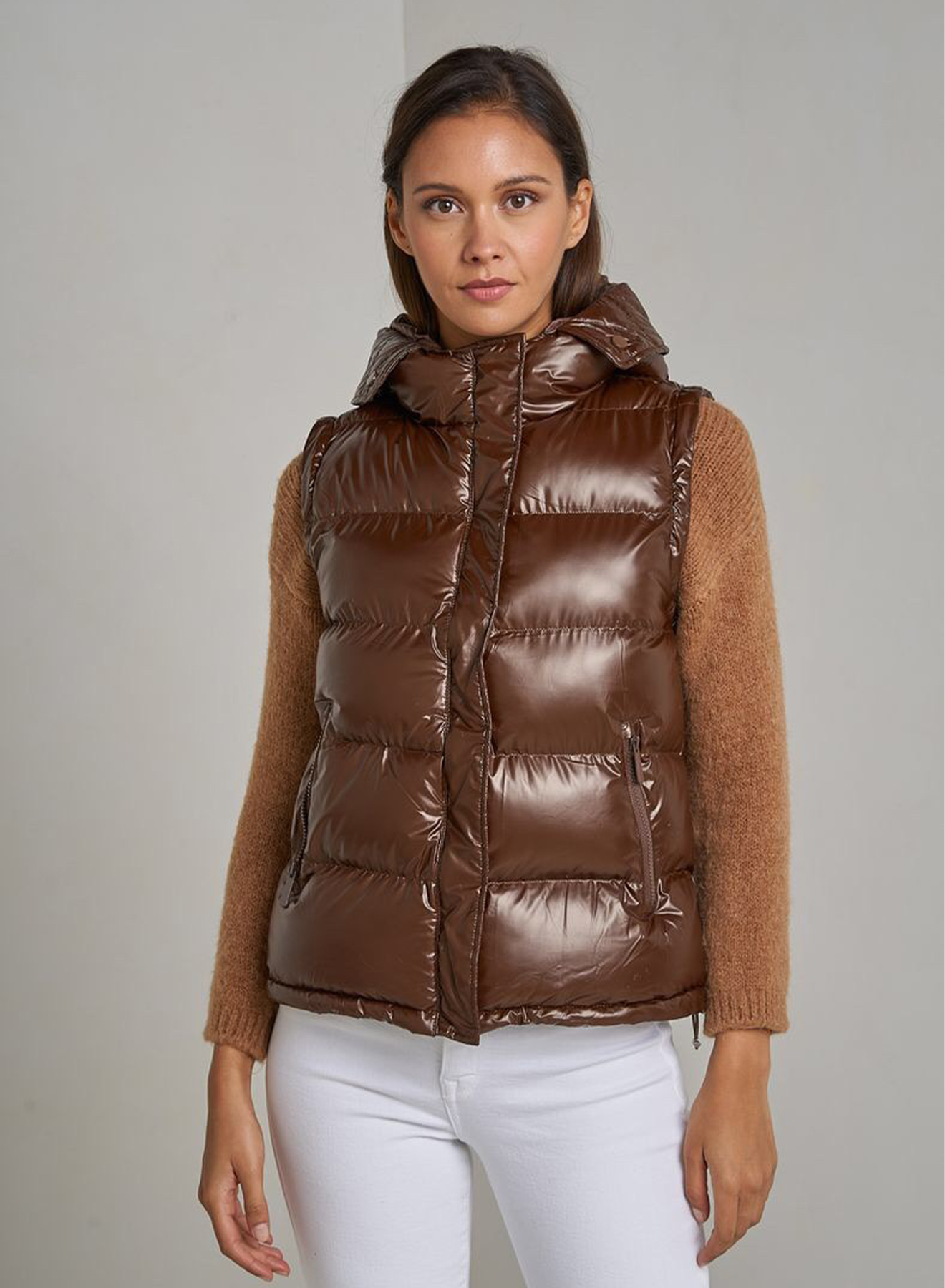 Hooded puffer jacket with removable sleeves - 2