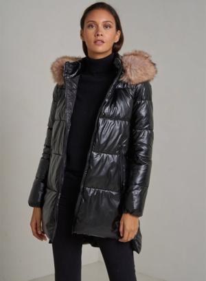 Puffer jacket with zip on the side and hood with fur - 10704