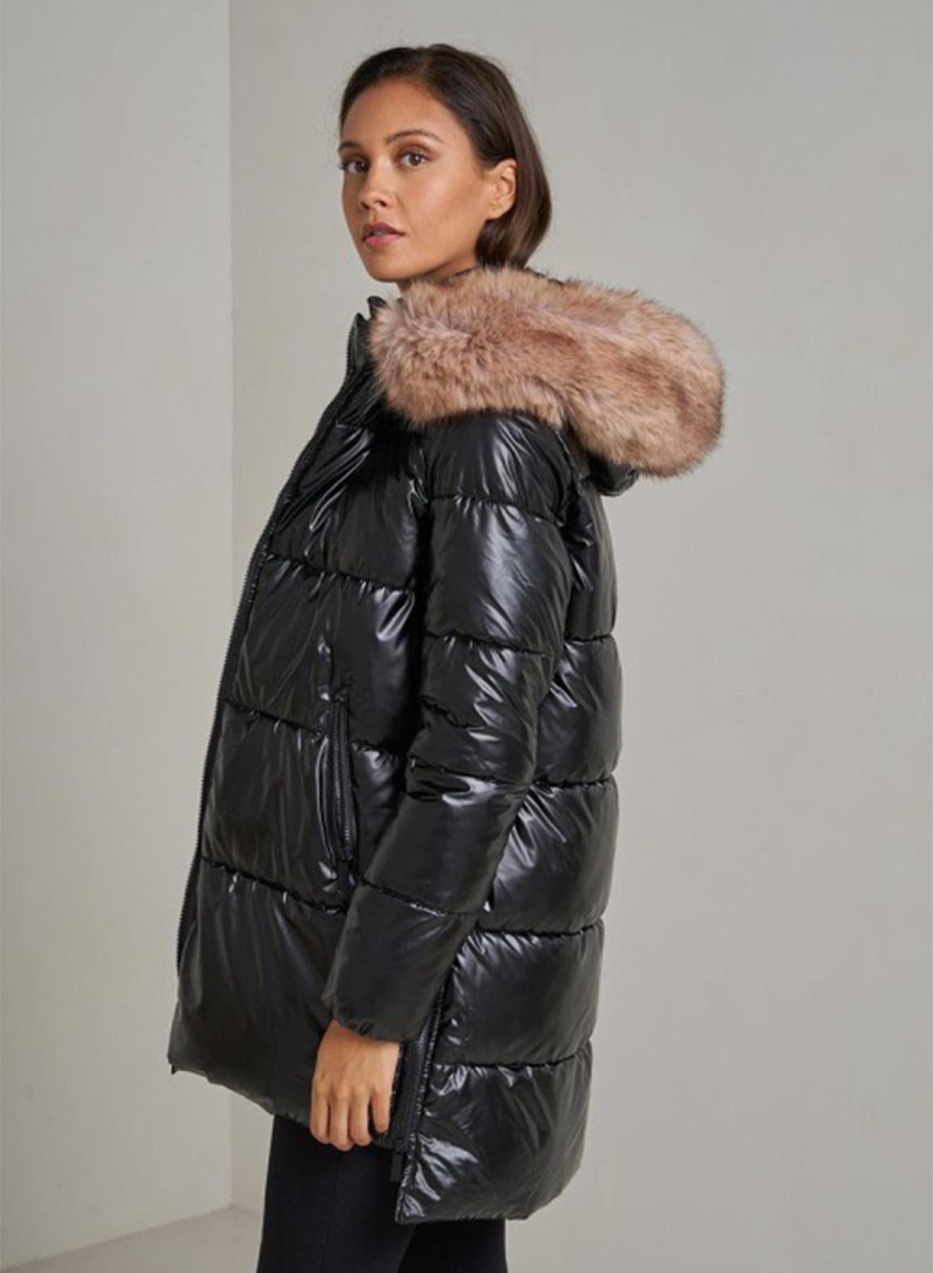 Puffer jacket with zip on the side and hood with fur - 3