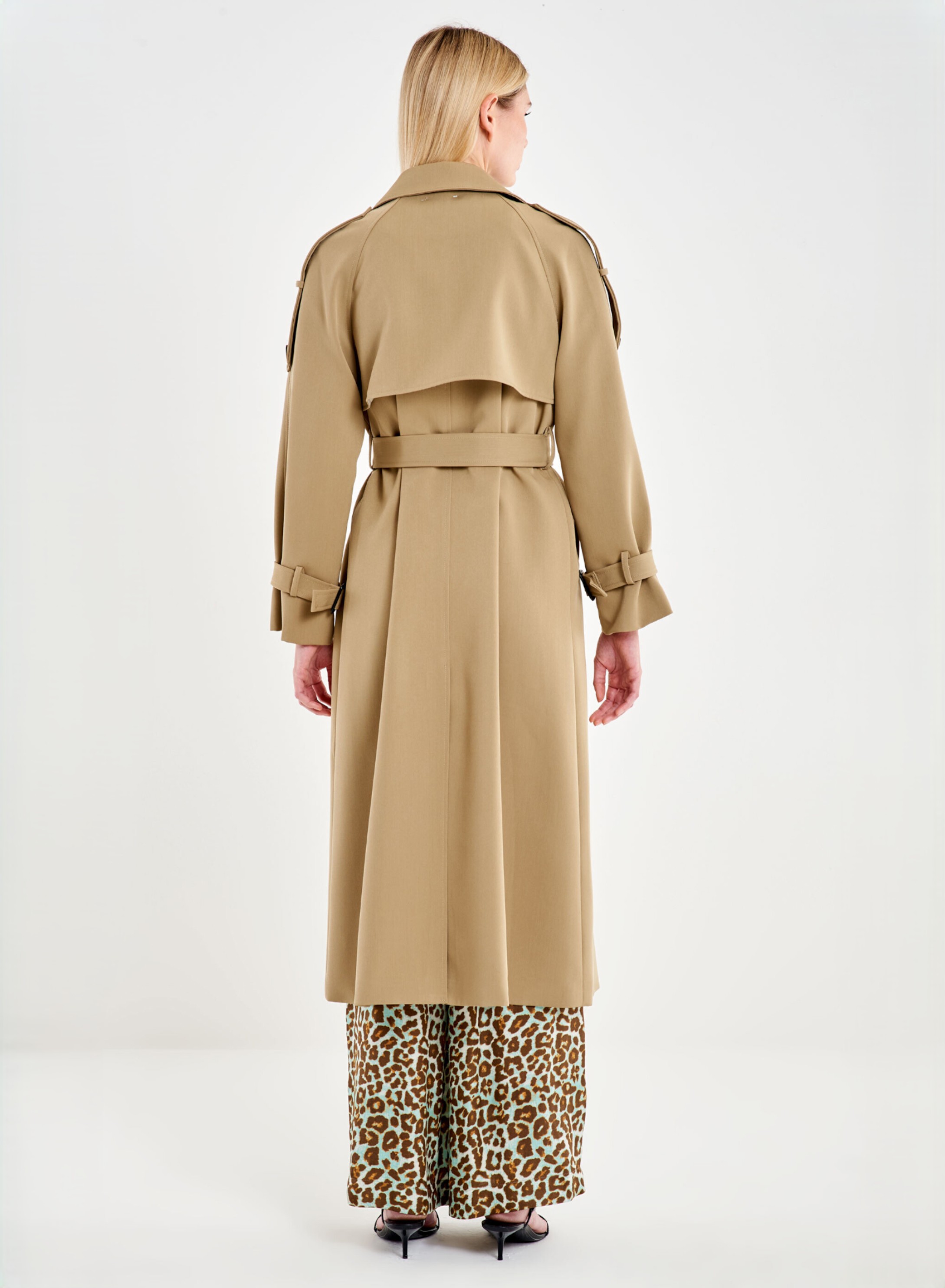 Μπεζ σταυροκούμπωτη Καμπαρντίνα με ζώνη Vicolo - 2