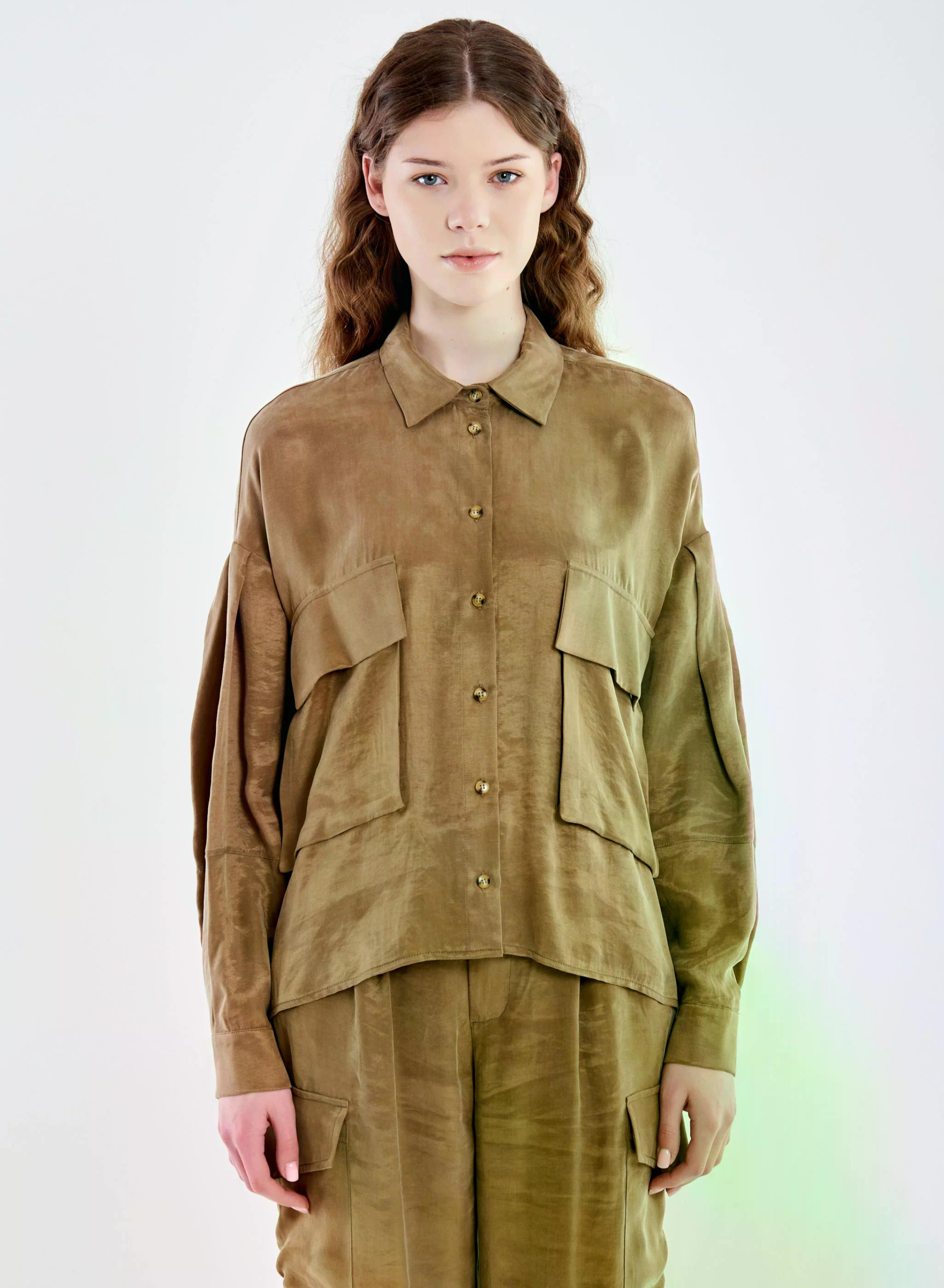 Camel Shirt with large pockets Vicolo - 3