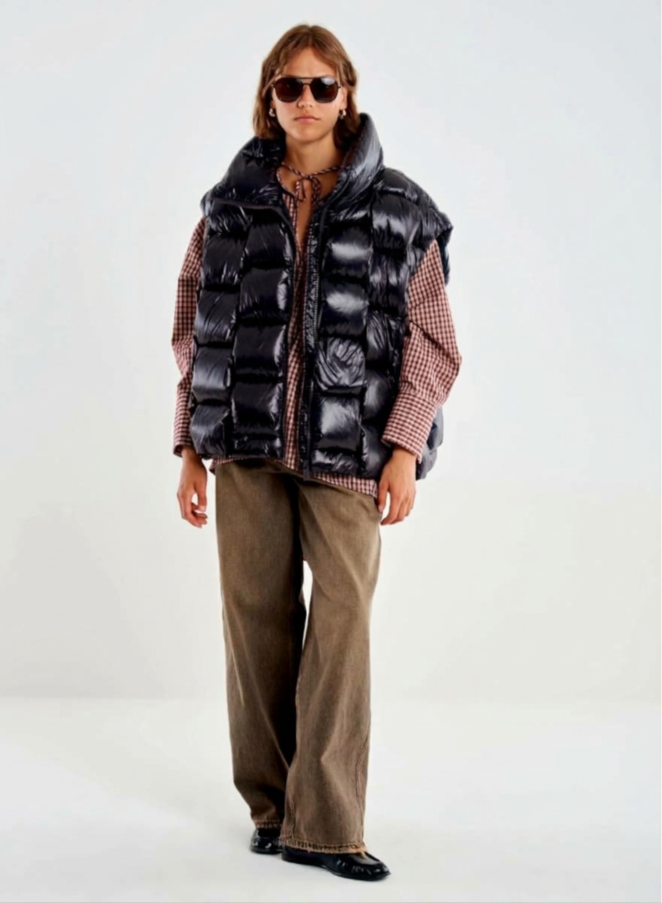 Black oversized sleeveless down Jacket with a basketweave quilted pattern Vicolo - 0