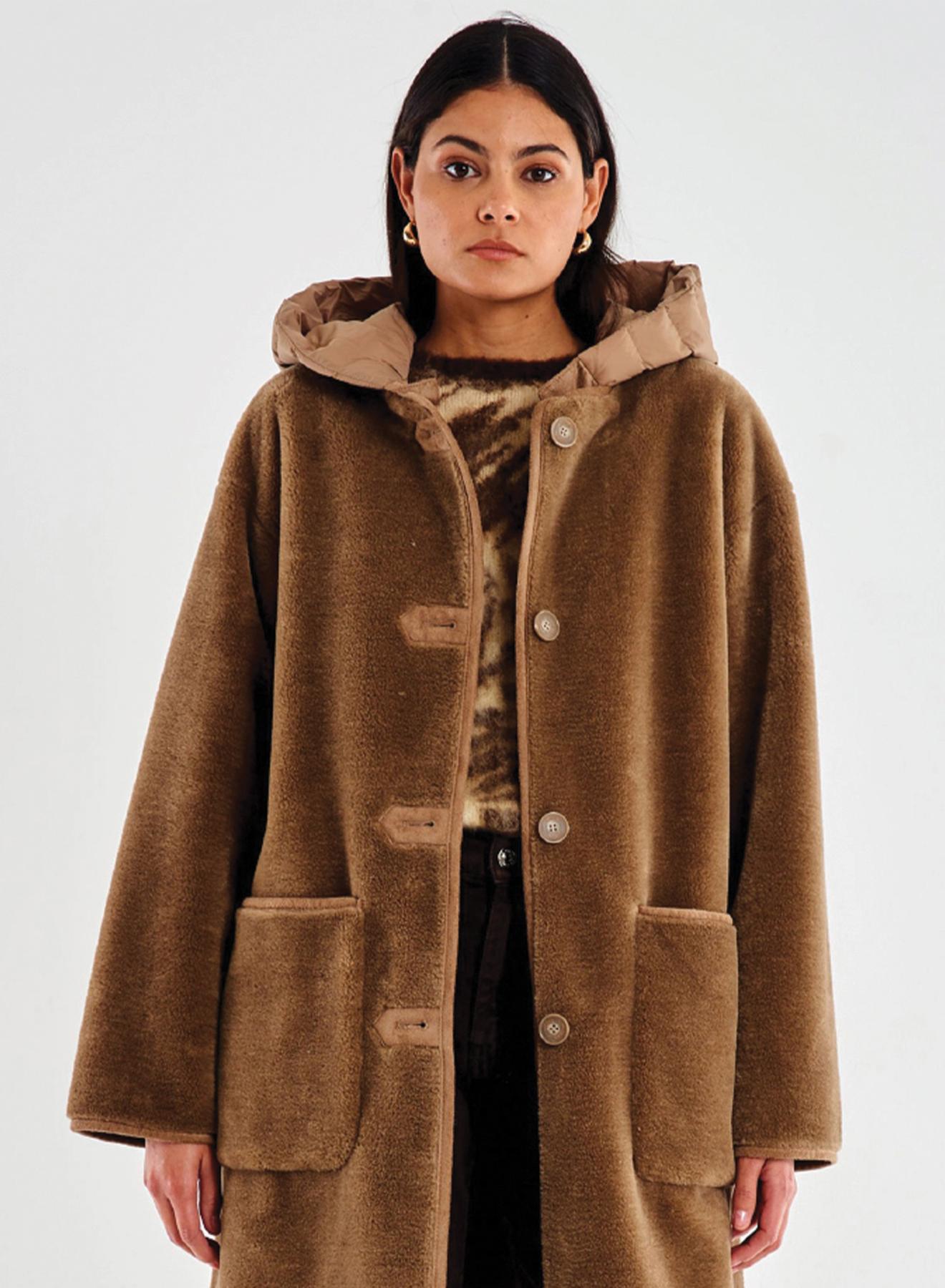 Camel reversible Coat Mouton-Teddy with hood Vicolo - 2