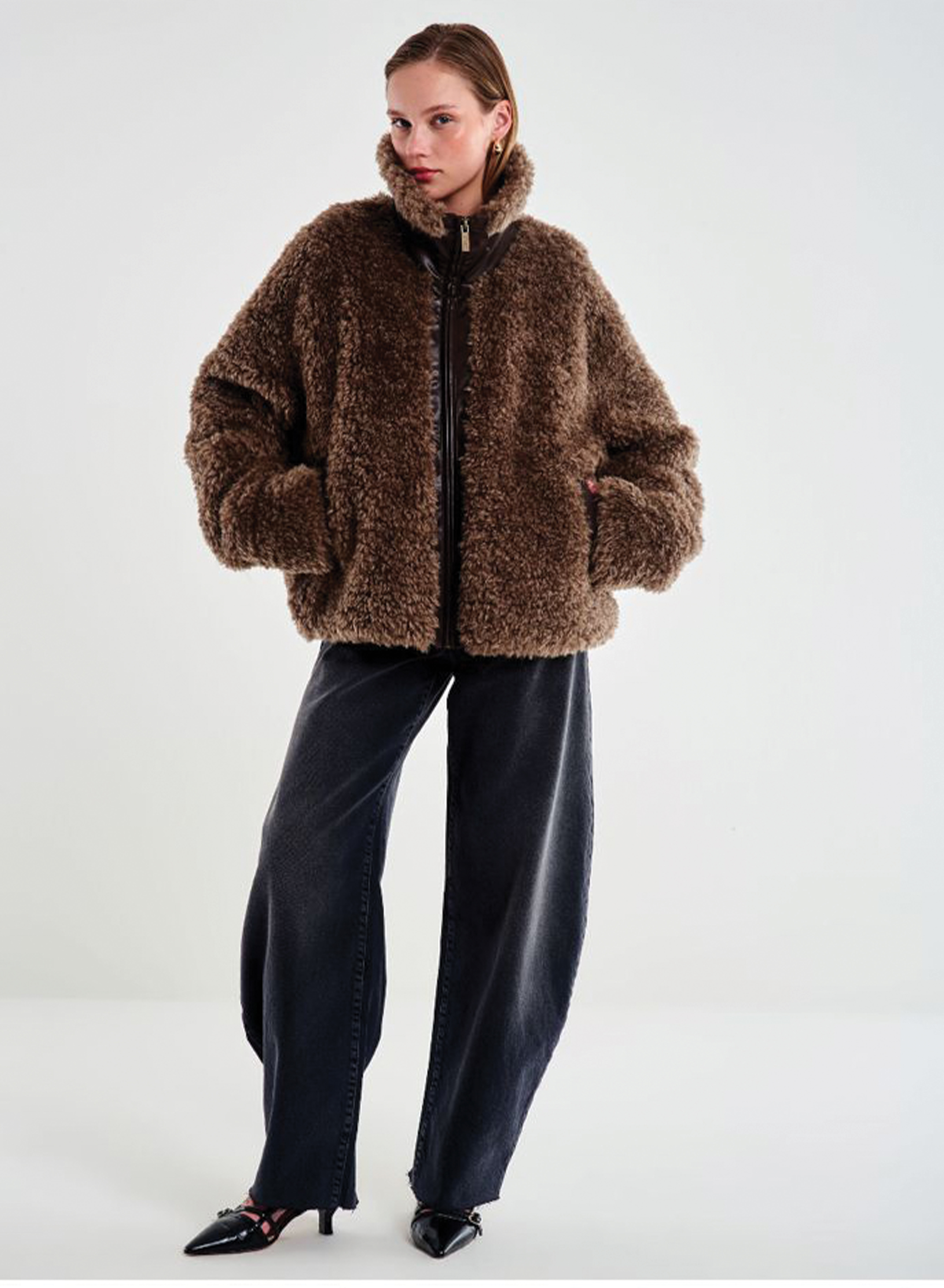 Taupe teddy Μπουφάν με λεπτομέρειες από οικολογικό δέρμα Vicolo - 0