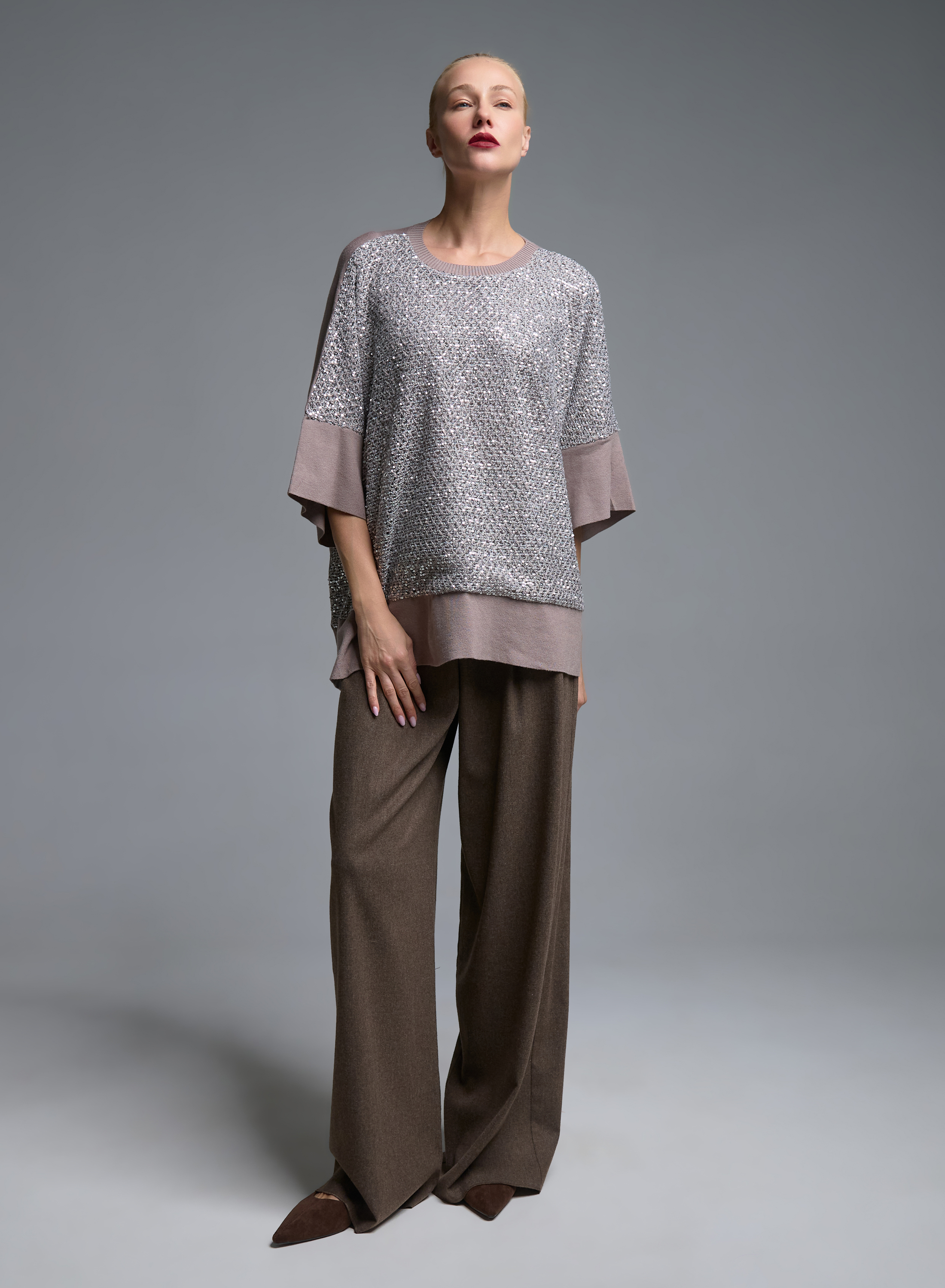 Taupe πλεκτή oversized Μπλούζα με παγιέτες και με τρία τέταρτα μανίκια Beauty Women - 1