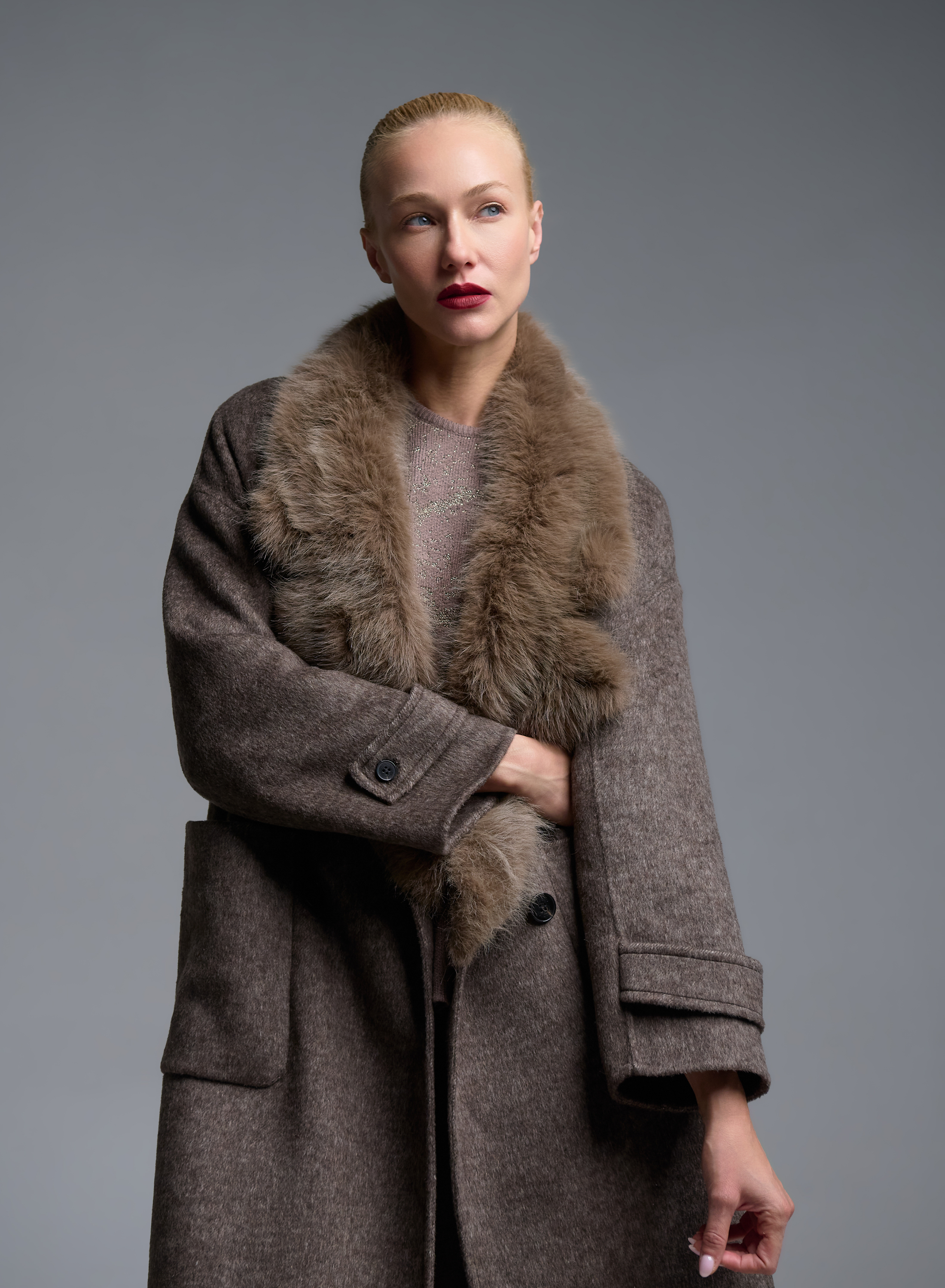 Taupe double breasted Coat with detachable eco fur lapel Vicolo - 6