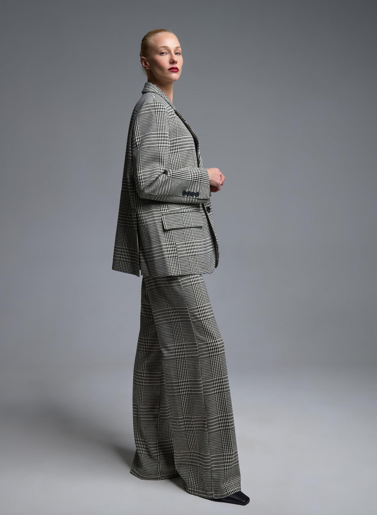 White-Black two buttoned plaid Jacket Vicolo - 3