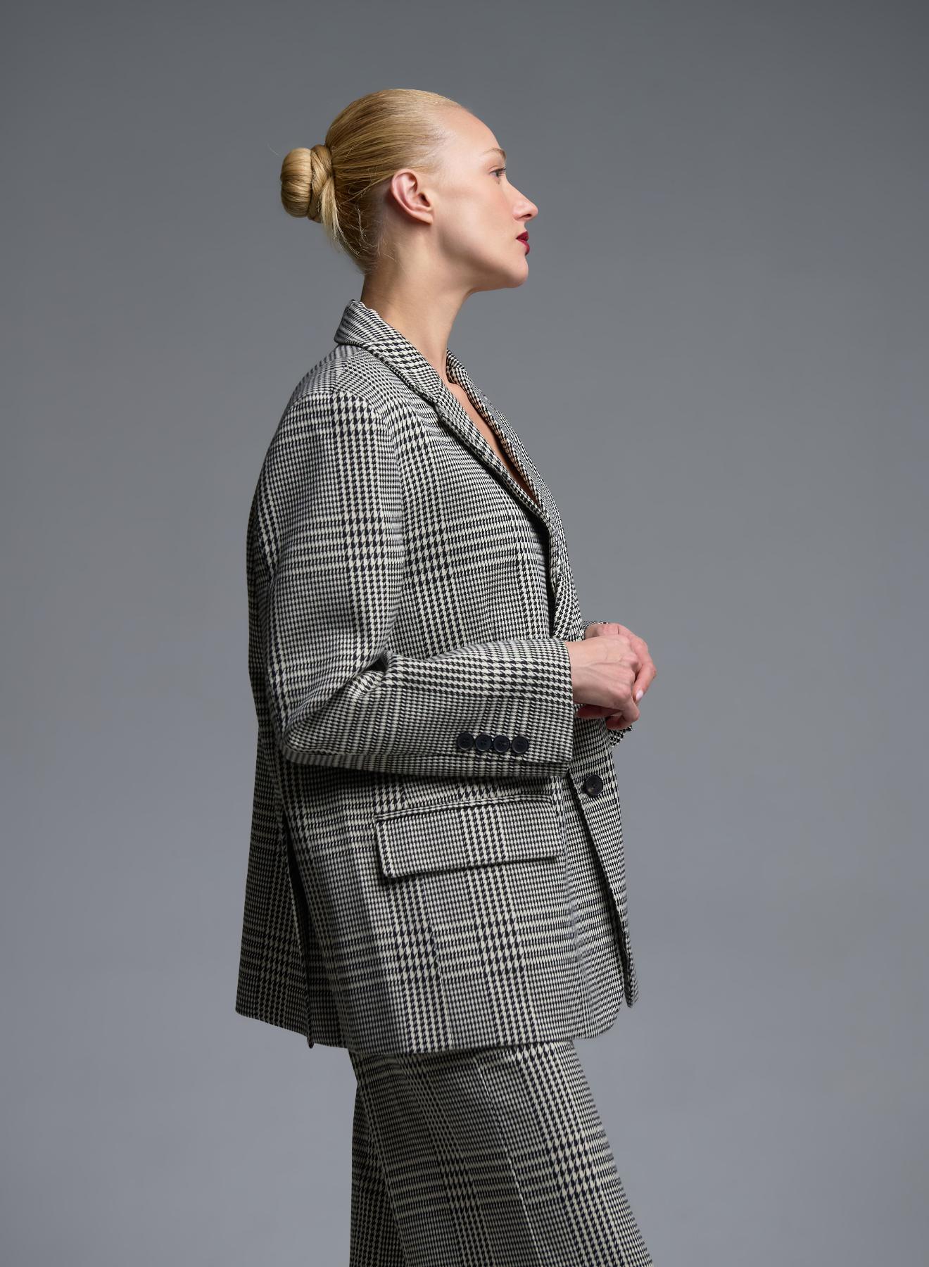 White-Black two buttoned plaid Jacket Vicolo - 4