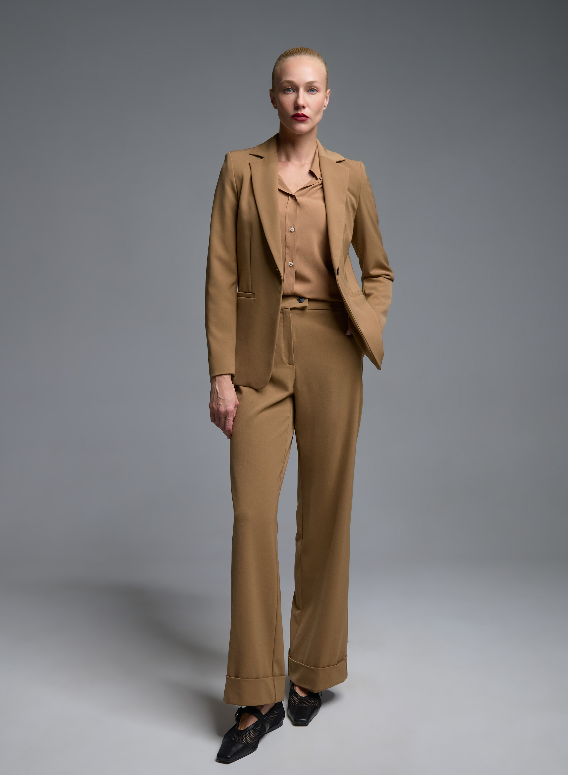 Camel single buttoned Jacket Emme Marella - 3