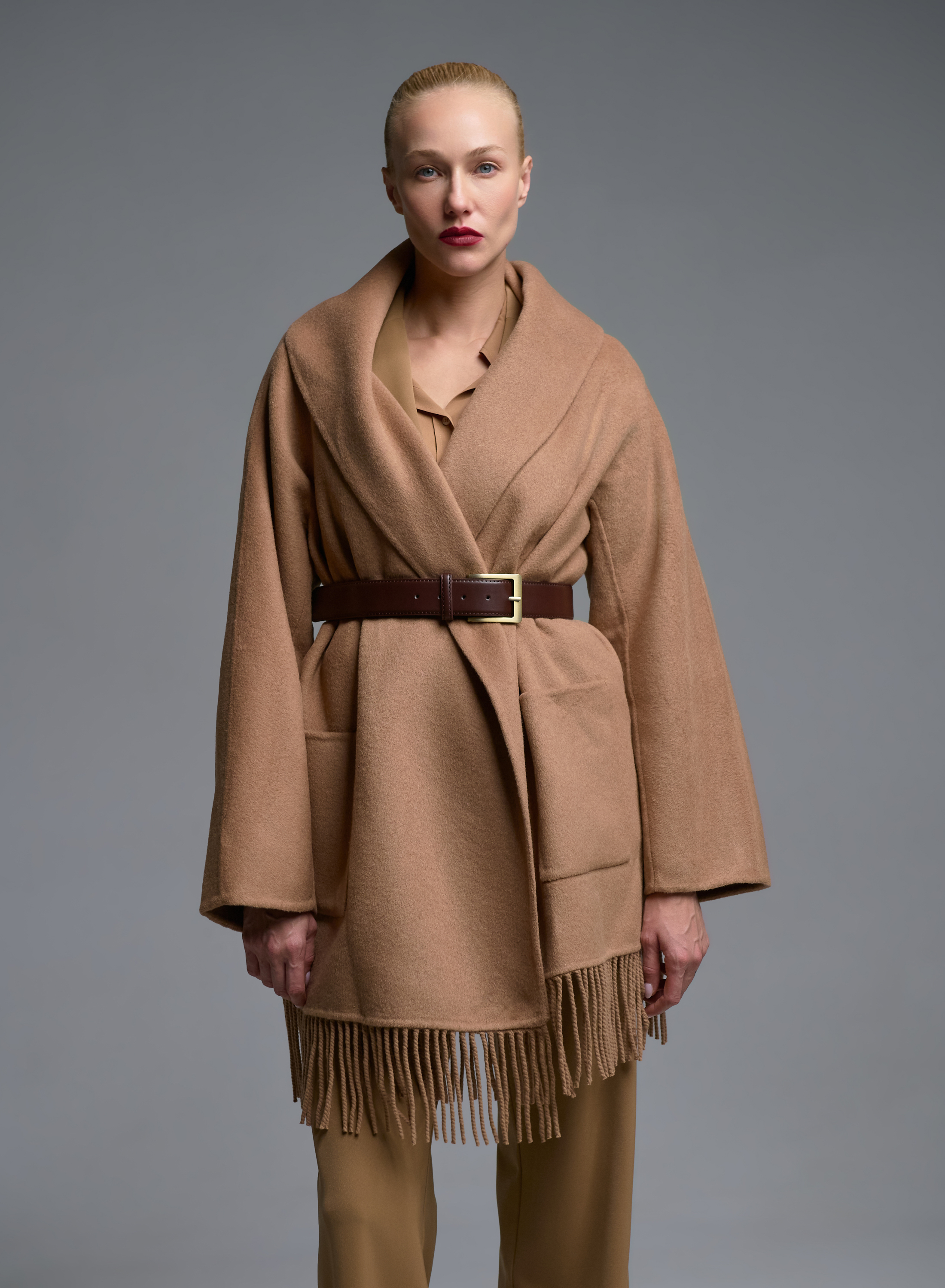 Camel Fringed Coat with belt Vicolo - 1
