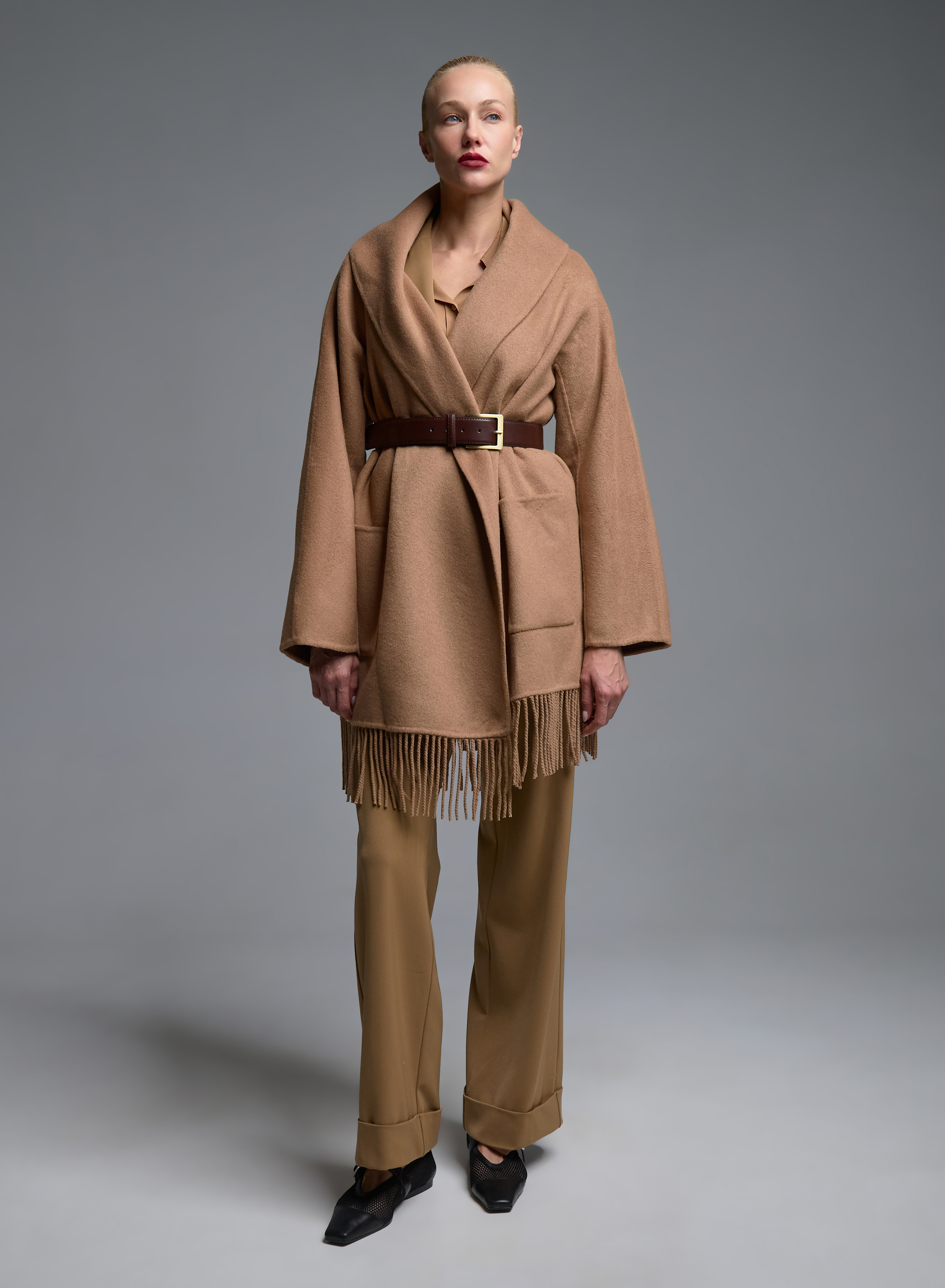 Camel Fringed Coat with belt Vicolo - 4
