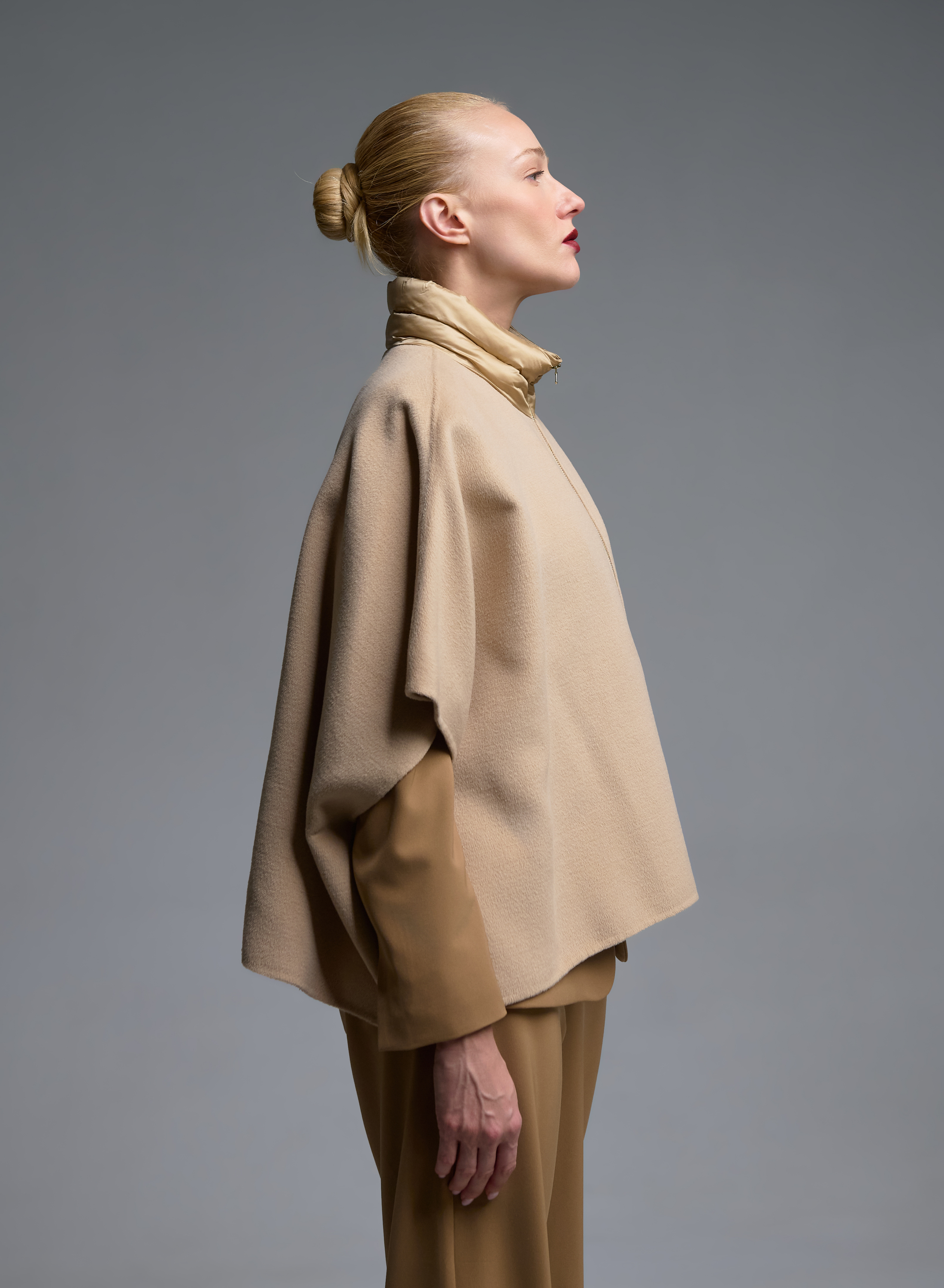 Camel Cape with zipper Emme Marella - 4